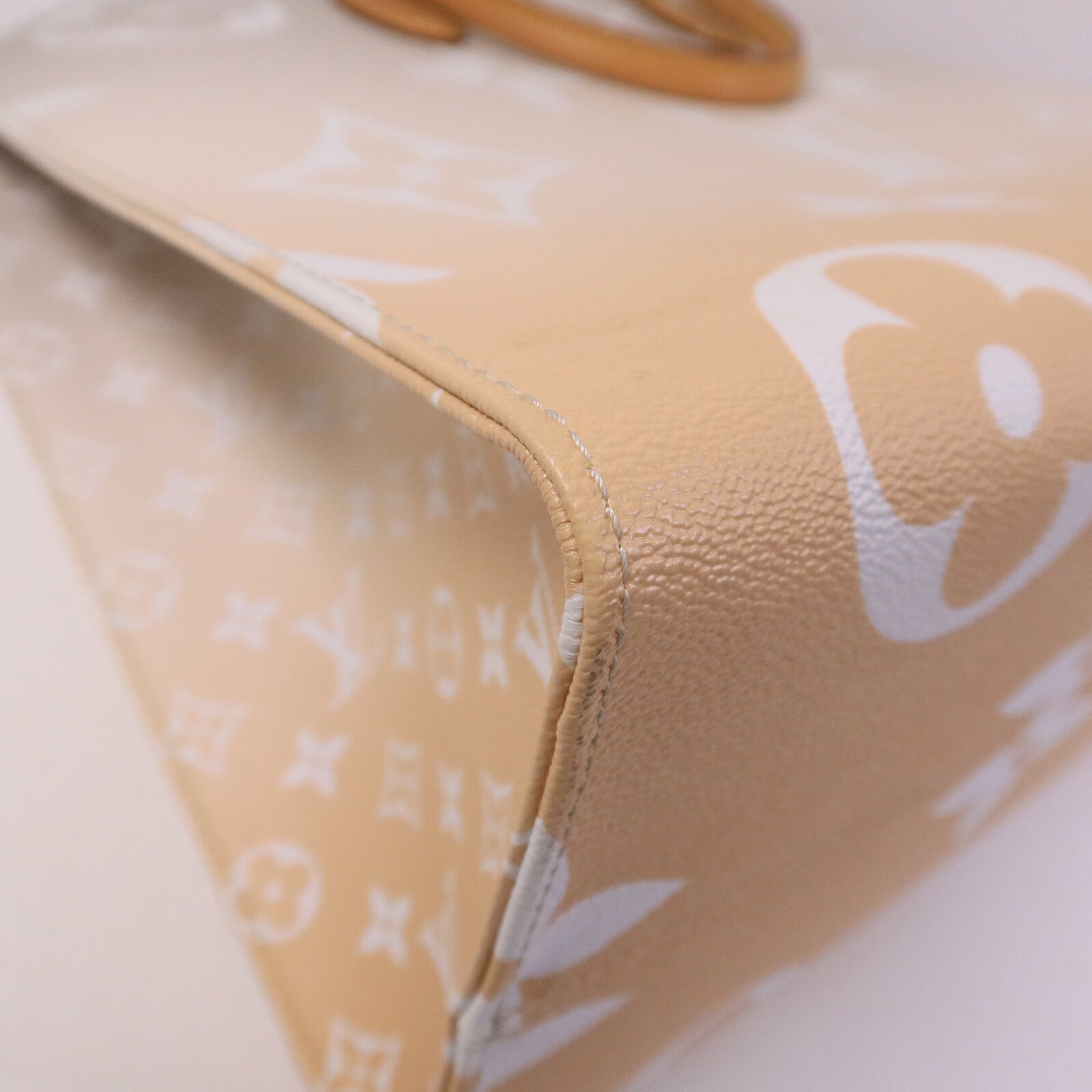 LOUIS VUITTON Monogram Giant On The Go GM手挽肩背兩用袋