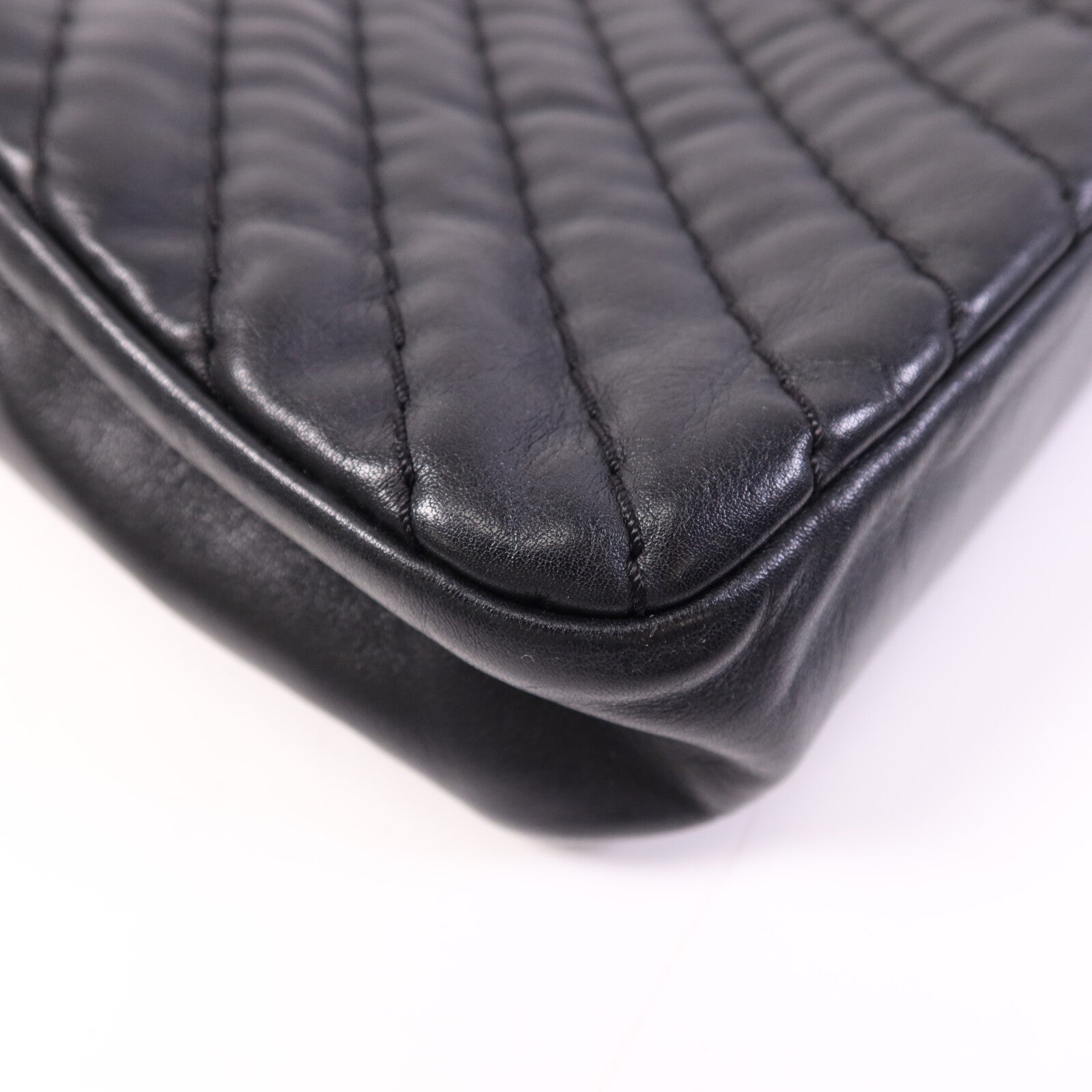 CHANEL 牛皮皮革Chain Shoulder Bag金扣鏈帶肩背袋