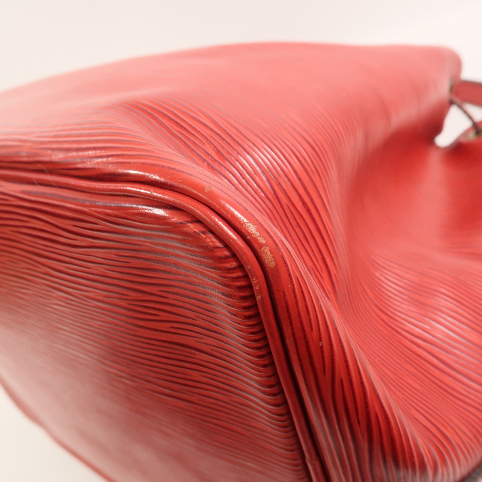 LOUIS VUITTON Epi Petit Noe肩背袋紅色