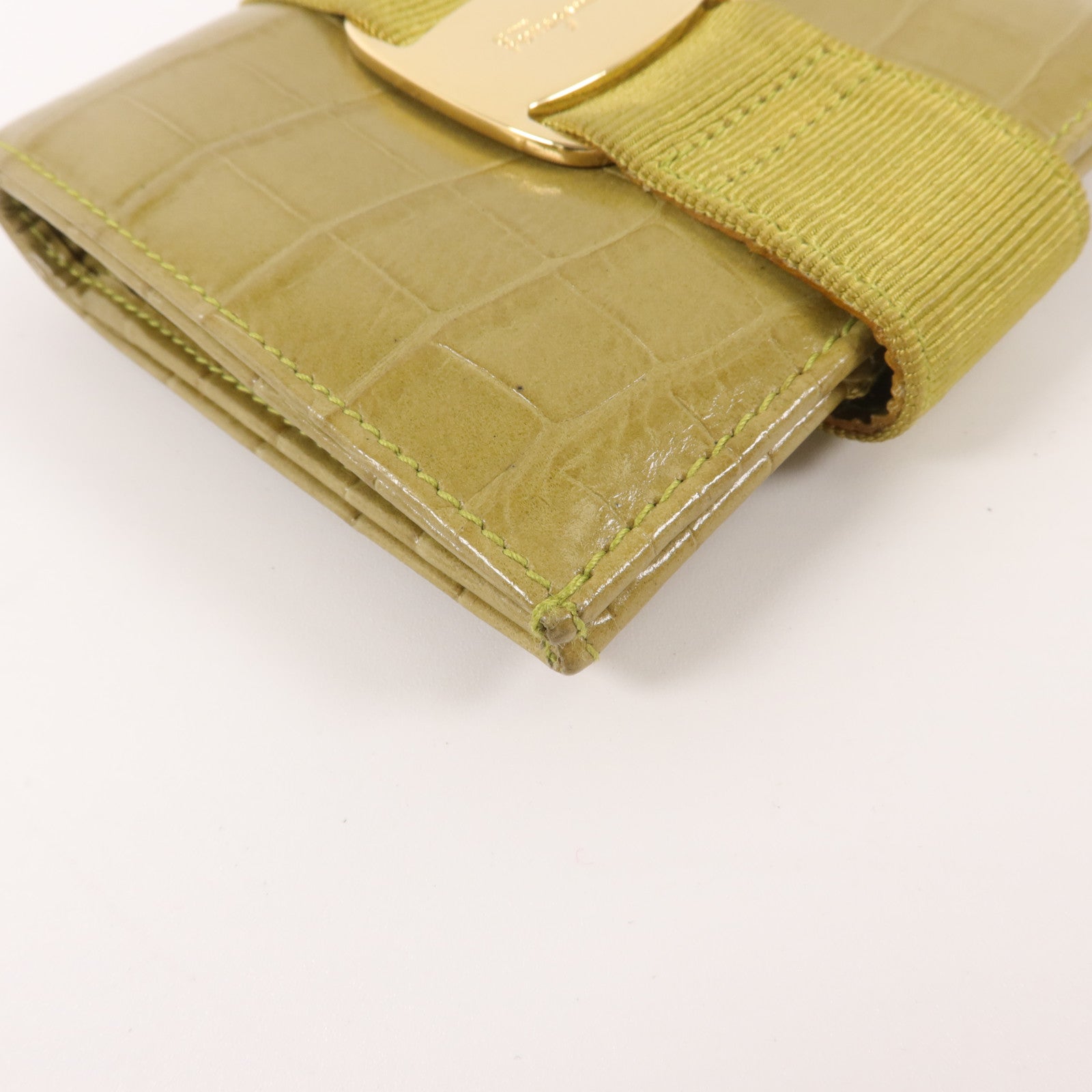 Salvatore Ferragamo 牛皮皮革Vara Bow Crocodile-Embossed Wallet錢包