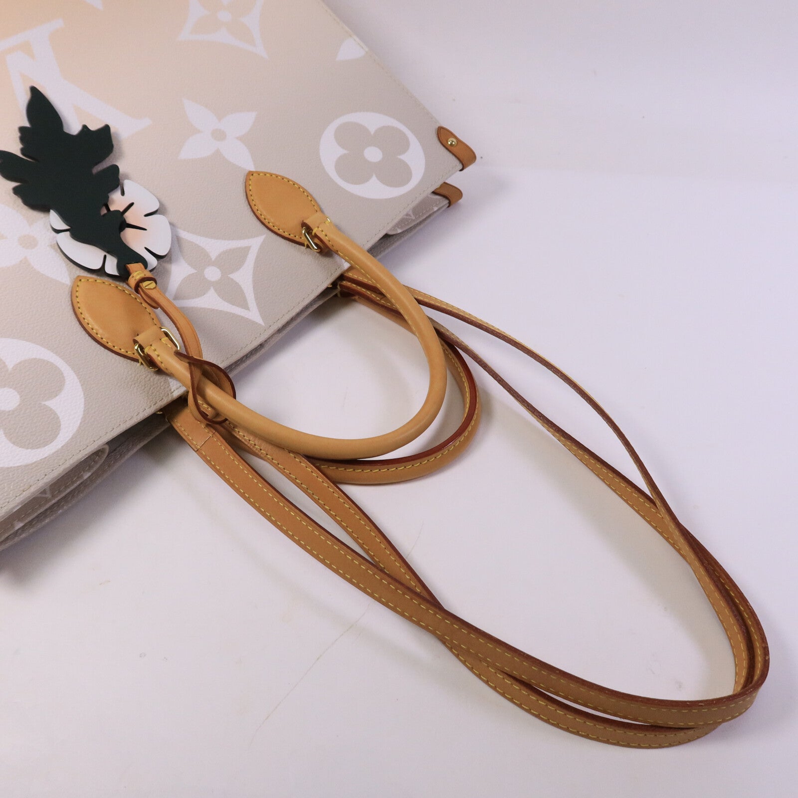 LOUIS VUITTON Monogram Giant On The Go GM手挽肩背兩用袋