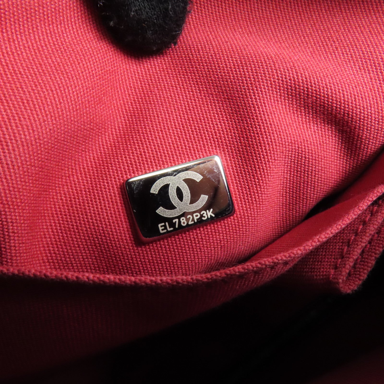 CHANEL CC Gabrielle Medium Chain Shoulder Bag AS1521 Calfskin Leather Black