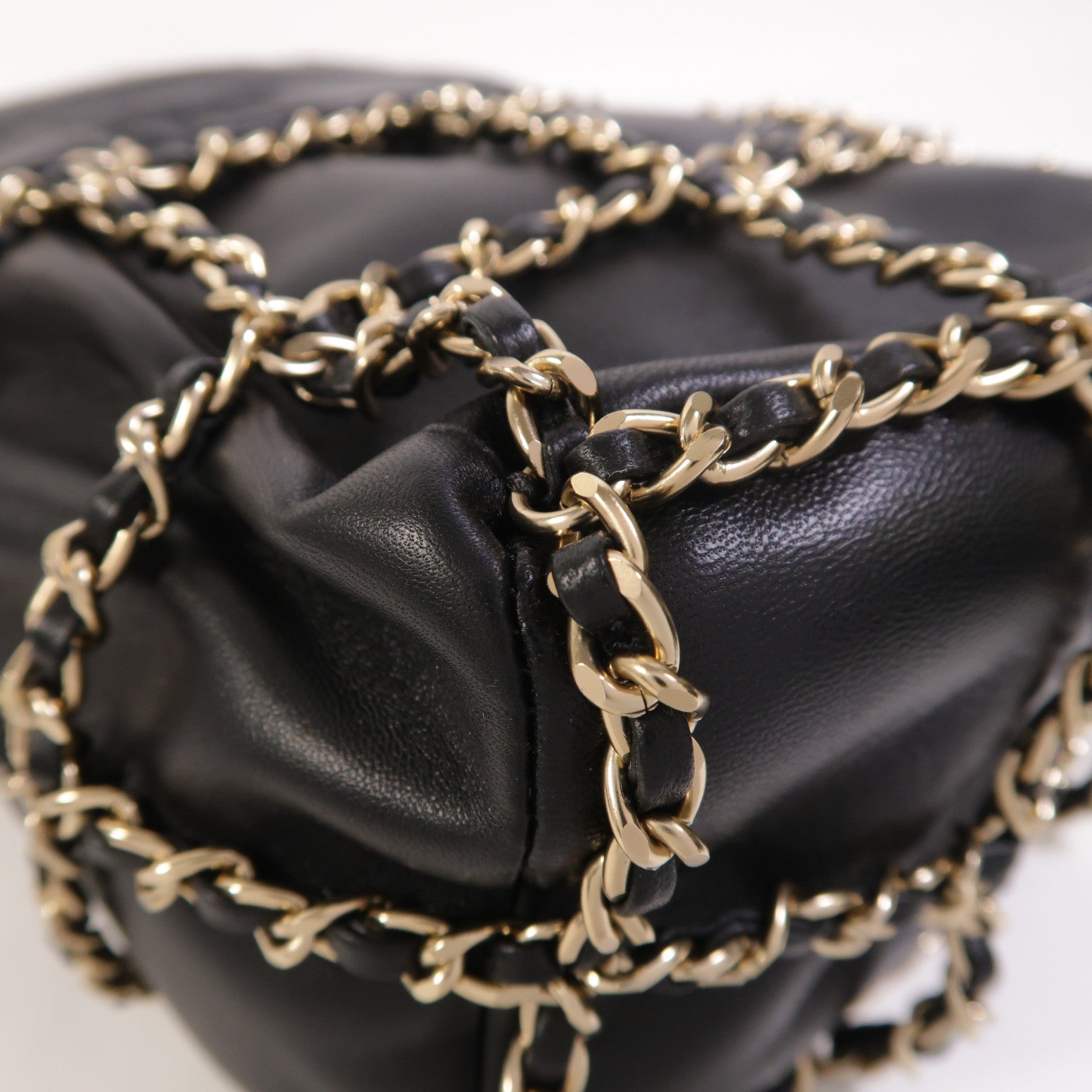 CHANEL 羊皮皮革Drawstring Bag金扣鏈帶肩背袋