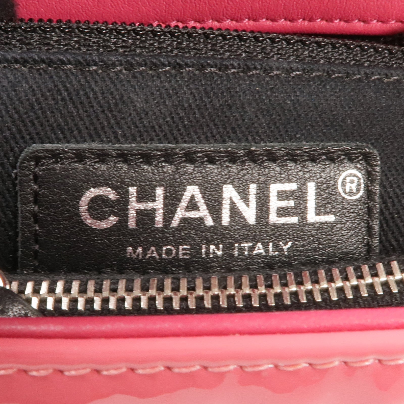 CHANEL 漆皮皮革Chain Shoulder銀扣鏈帶肩背袋