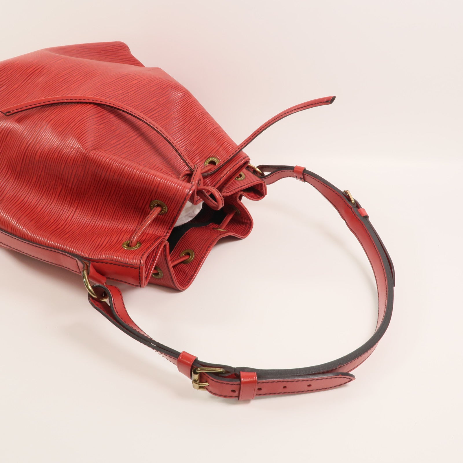 LOUIS VUITTON Epi Petit Noe肩背袋紅色