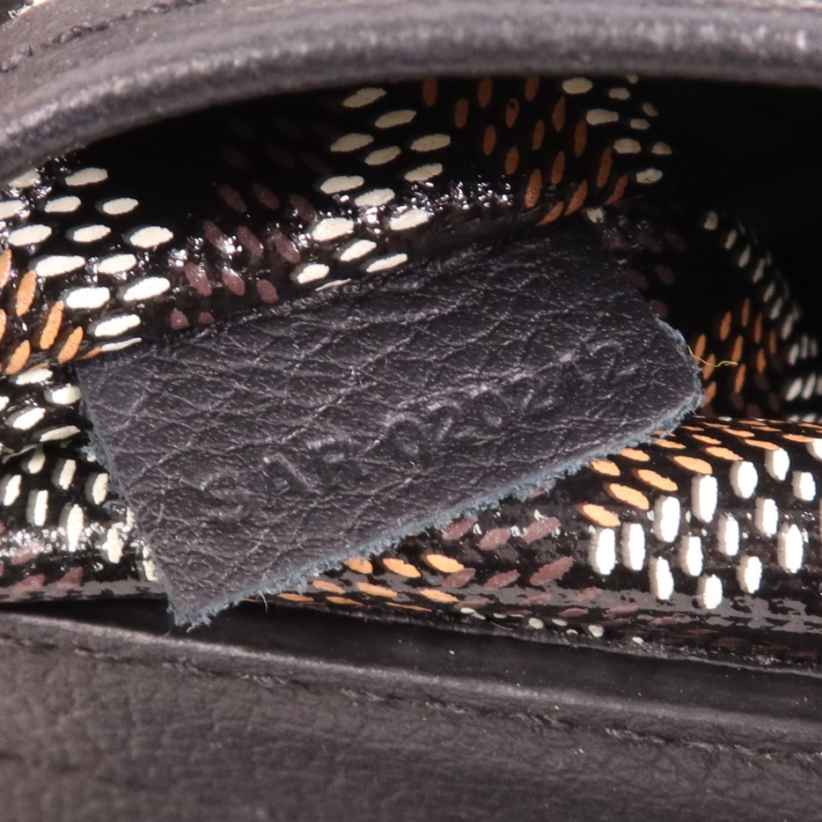 GOYARD 塗層帆布Rouette Souple PM銀扣肩背袋