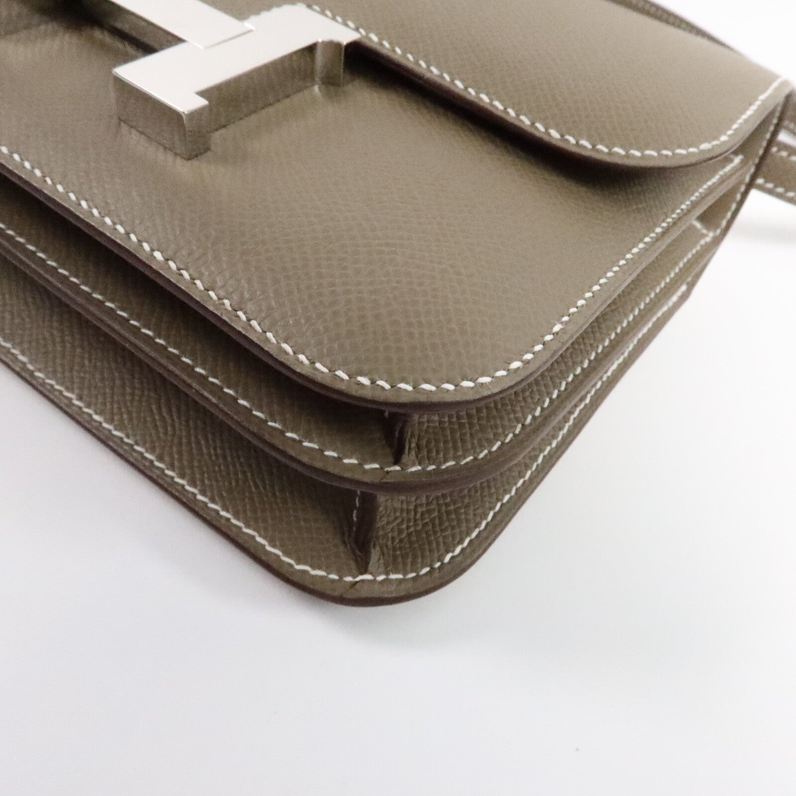 HERMES Epsom皮革Constance Mini肩背袋Etoupe