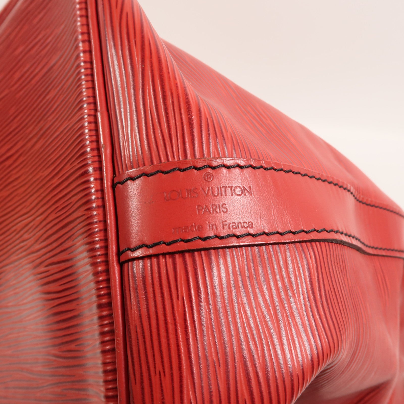 LOUIS VUITTON Epi Petit Noe肩背袋紅色