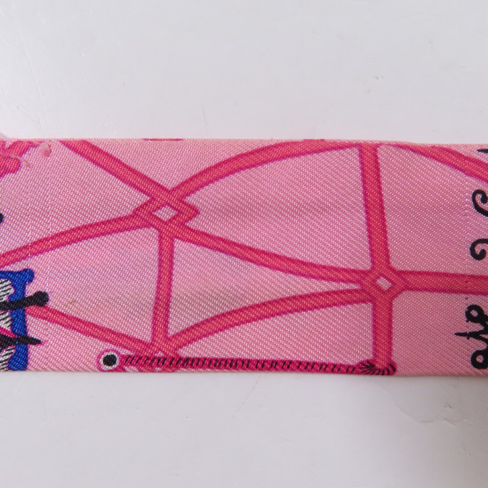 HERMES 絲質Jeu De Soie Twillon絲巾