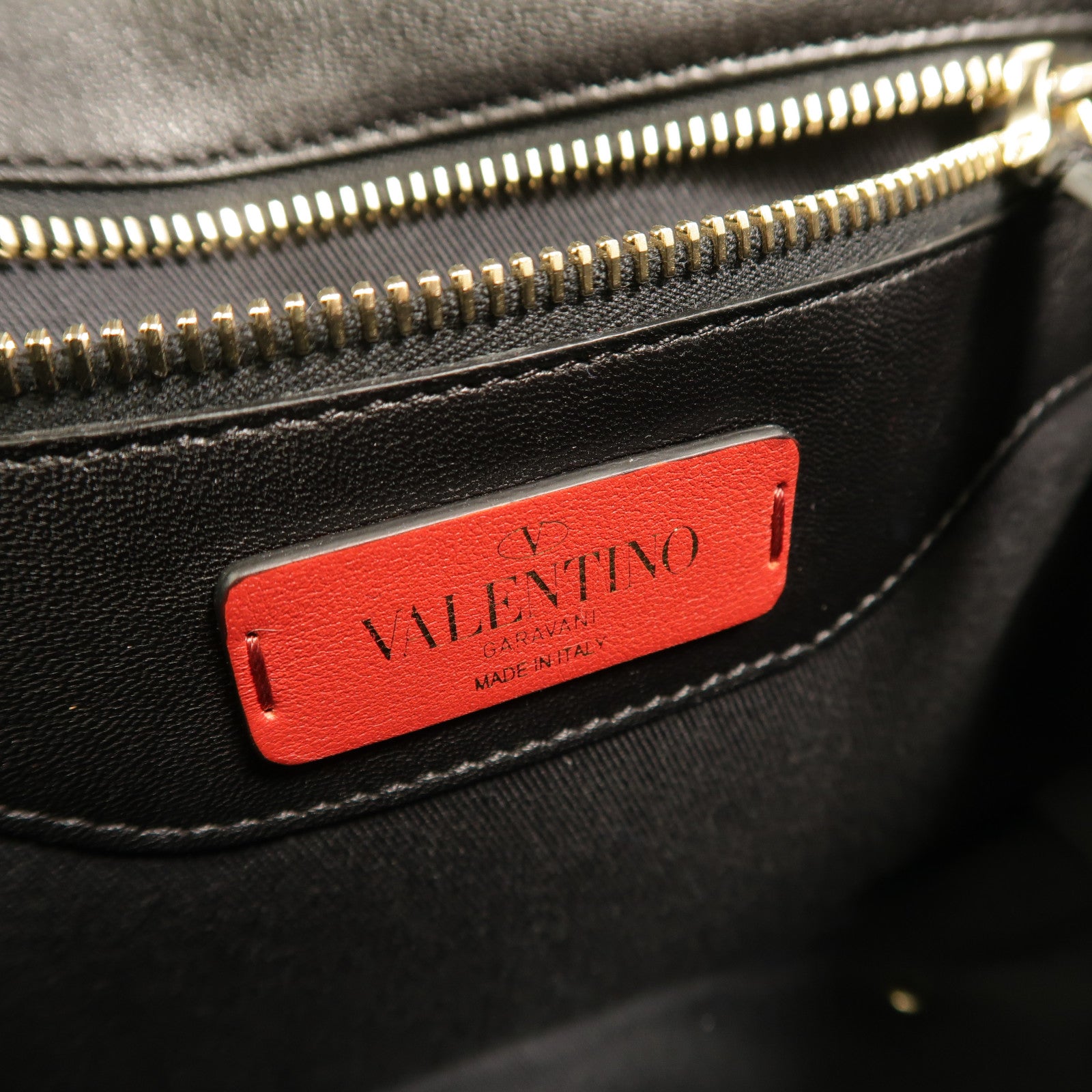 Valentino 羊皮皮革Candystud手挽肩背兩用袋