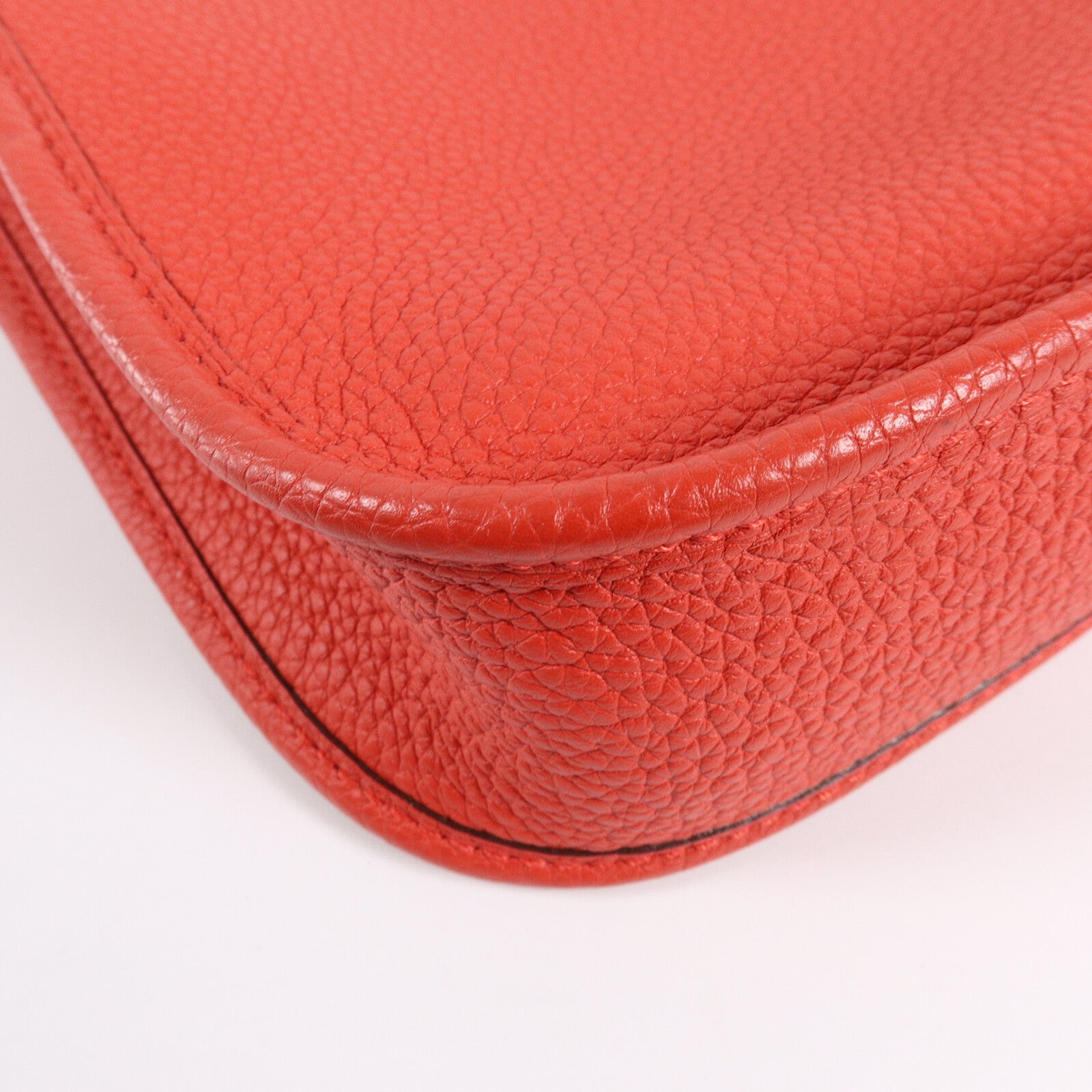 HERMES Clemence皮革Evelyne TPM肩背袋Rouge de Coeur