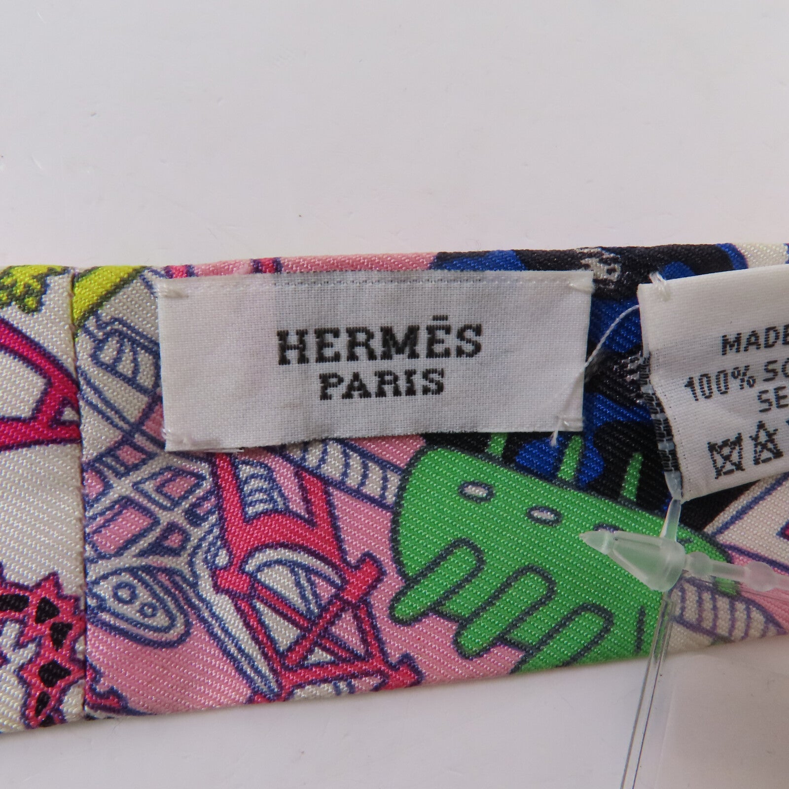 HERMES 絲質Jeu De Soie Twillon絲巾