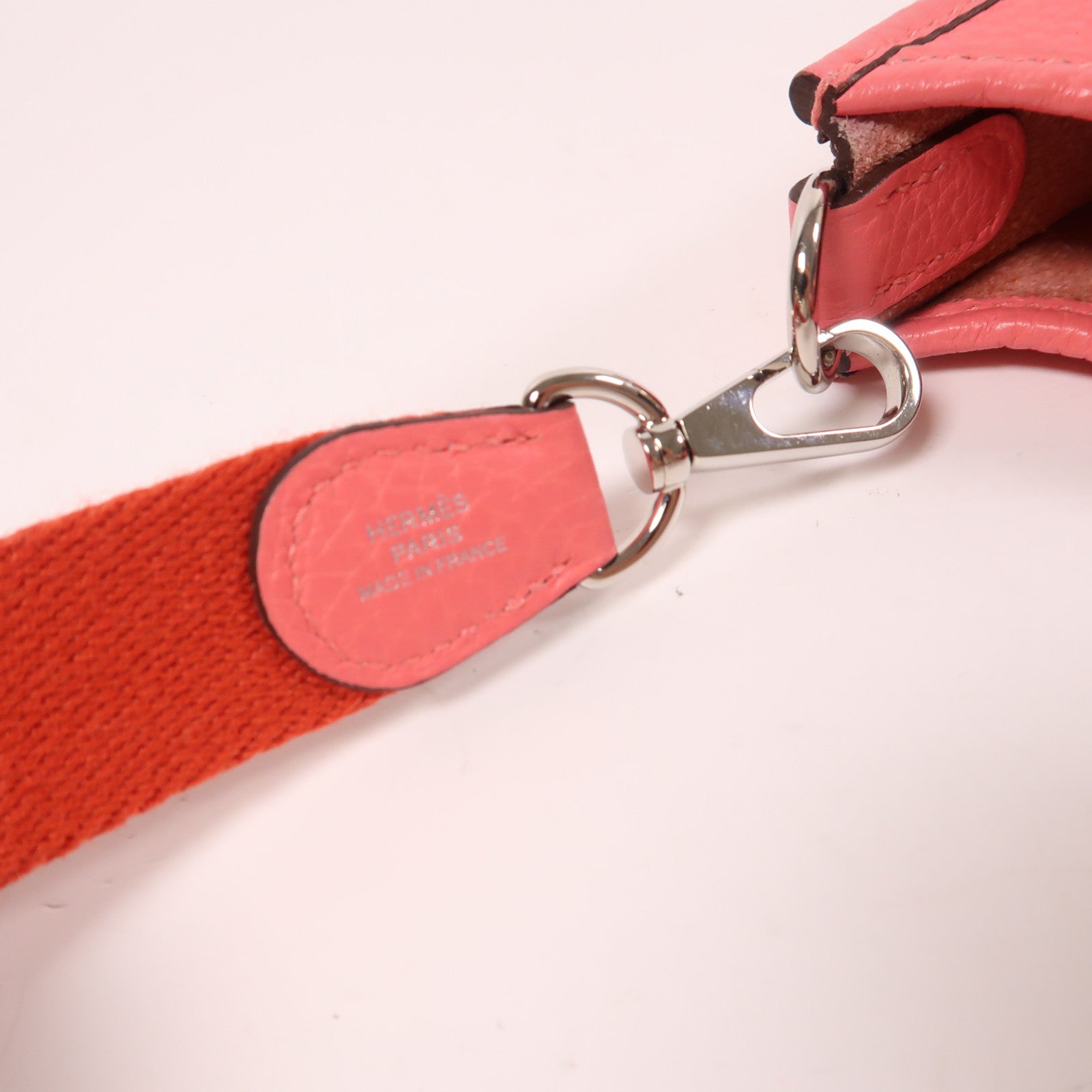 HERMES Clemence皮革Evelyne TPM銀扣肩背袋Rose Azalee