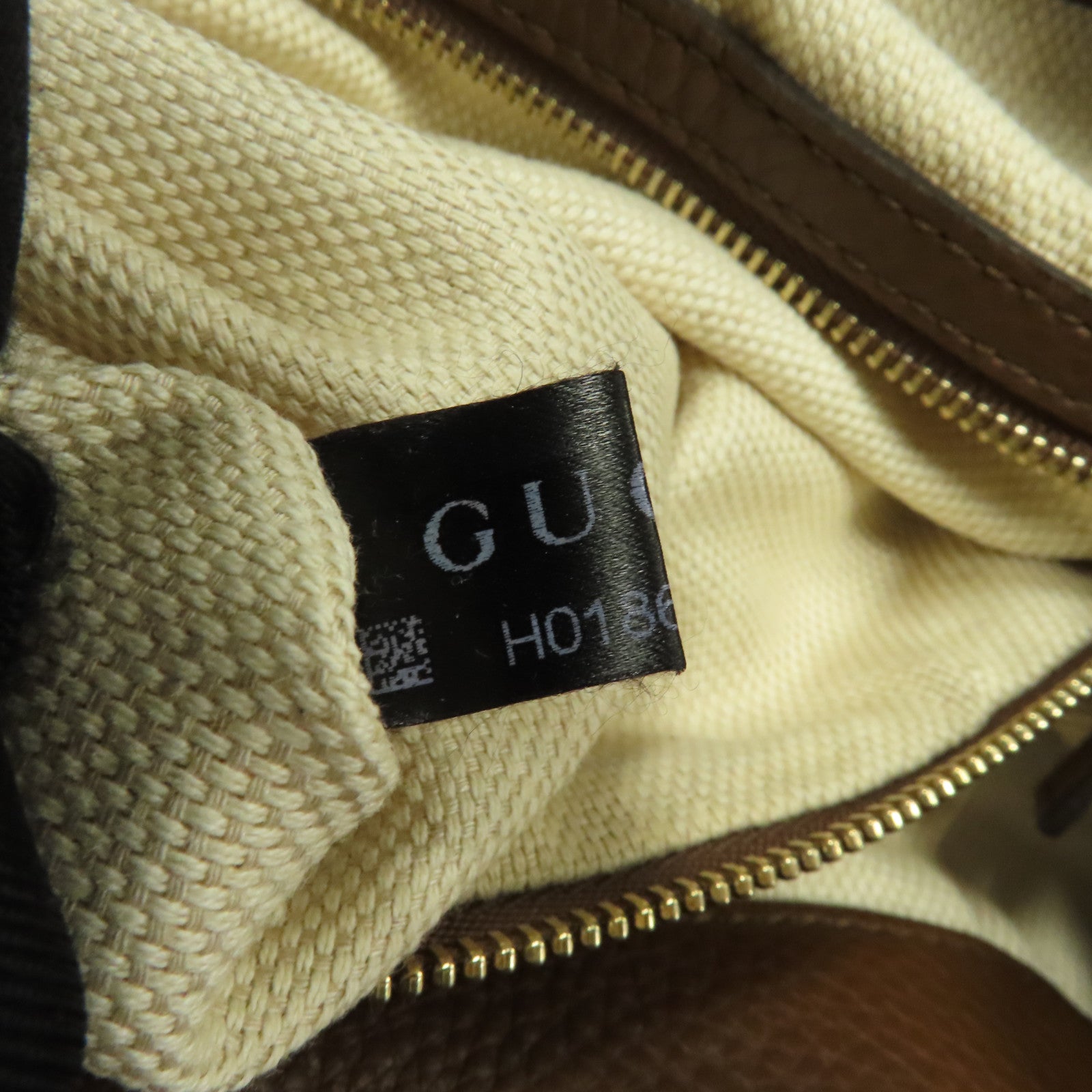 GUCCI 牛仔布Soho Pebbled金扣鏈帶肩背袋藍色