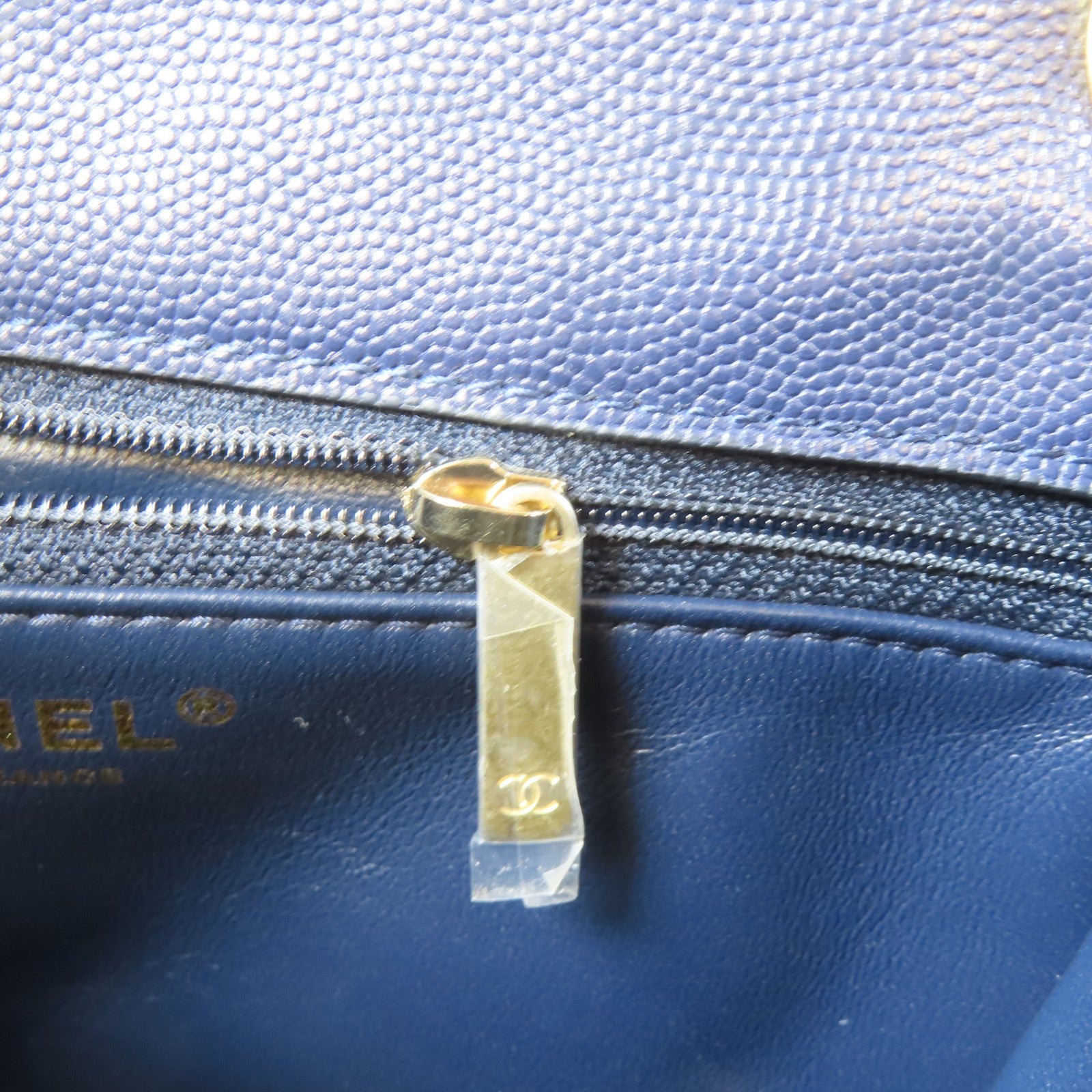 CHANEL 菱格Caviar皮革Chain Shoulder Bag金扣鏈帶肩背袋藍色