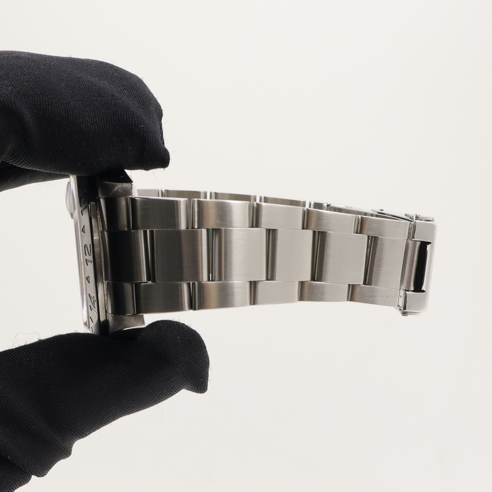 ROLEX Explorer II 216570