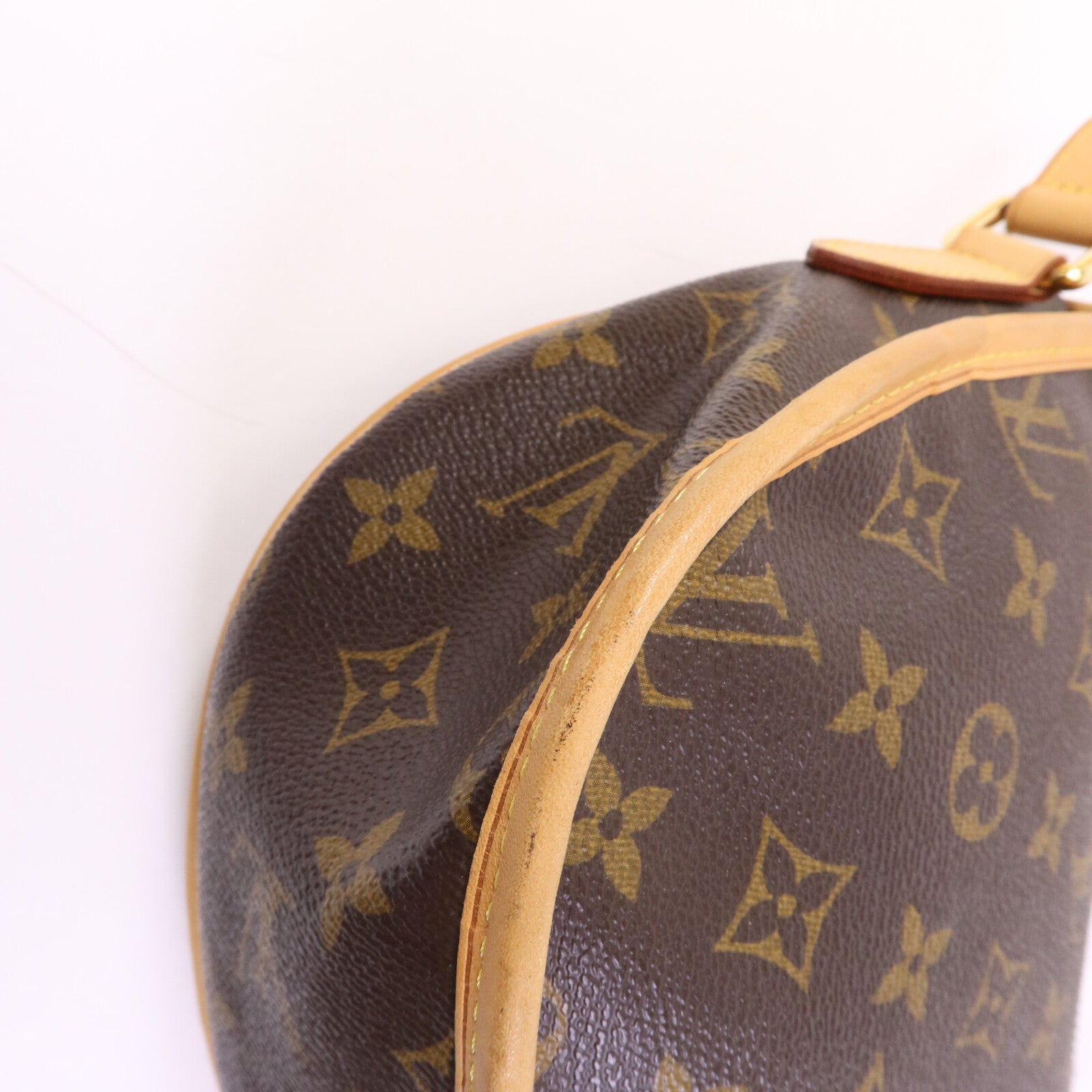 LOUIS VUITTON Monogram Menilmontant MM金扣肩背袋