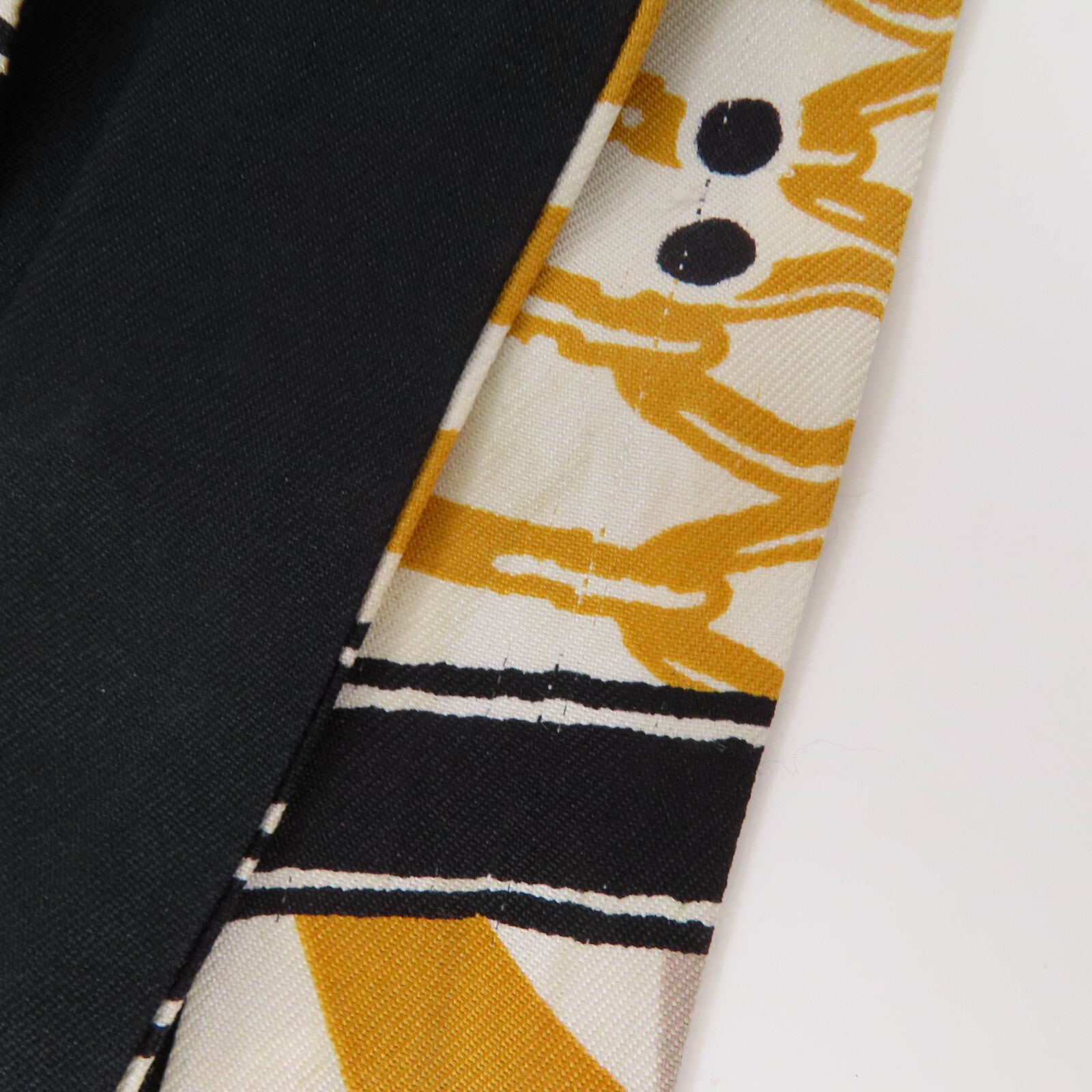 HERMES 絲質Jeu De Soie Twillon絲巾