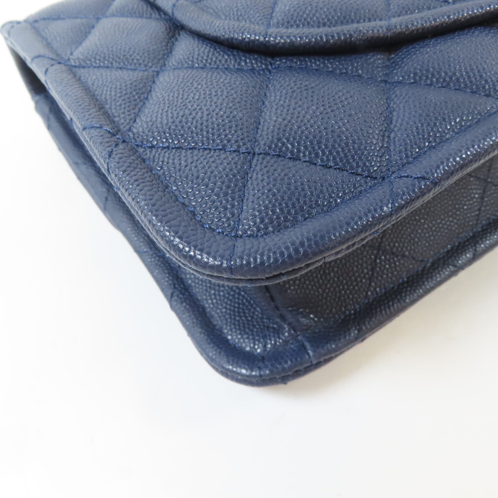 CHANEL 菱格Caviar皮革Chain Shoulder Bag金扣鏈帶肩背袋藍色