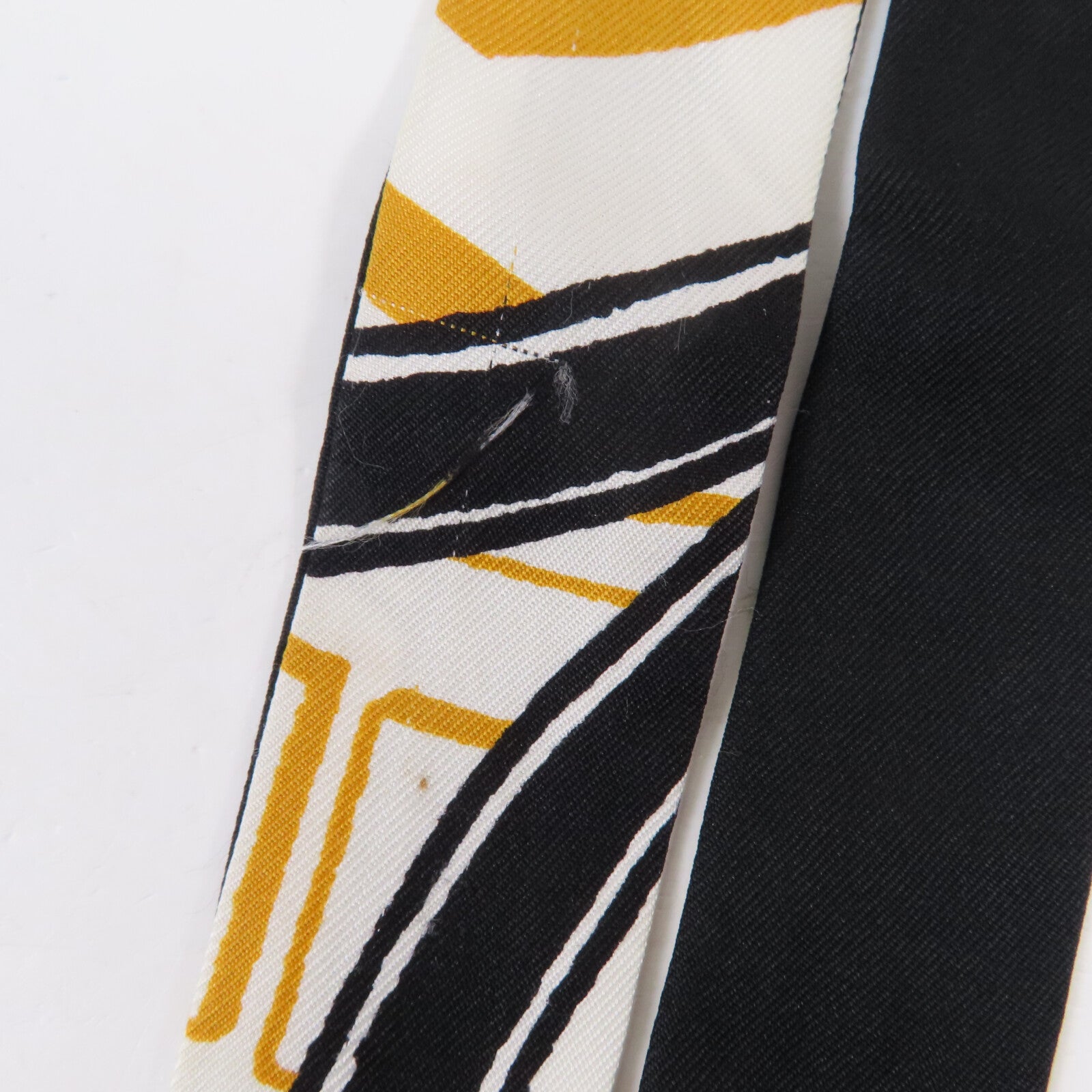 HERMES 絲質Jeu De Soie Twillon絲巾