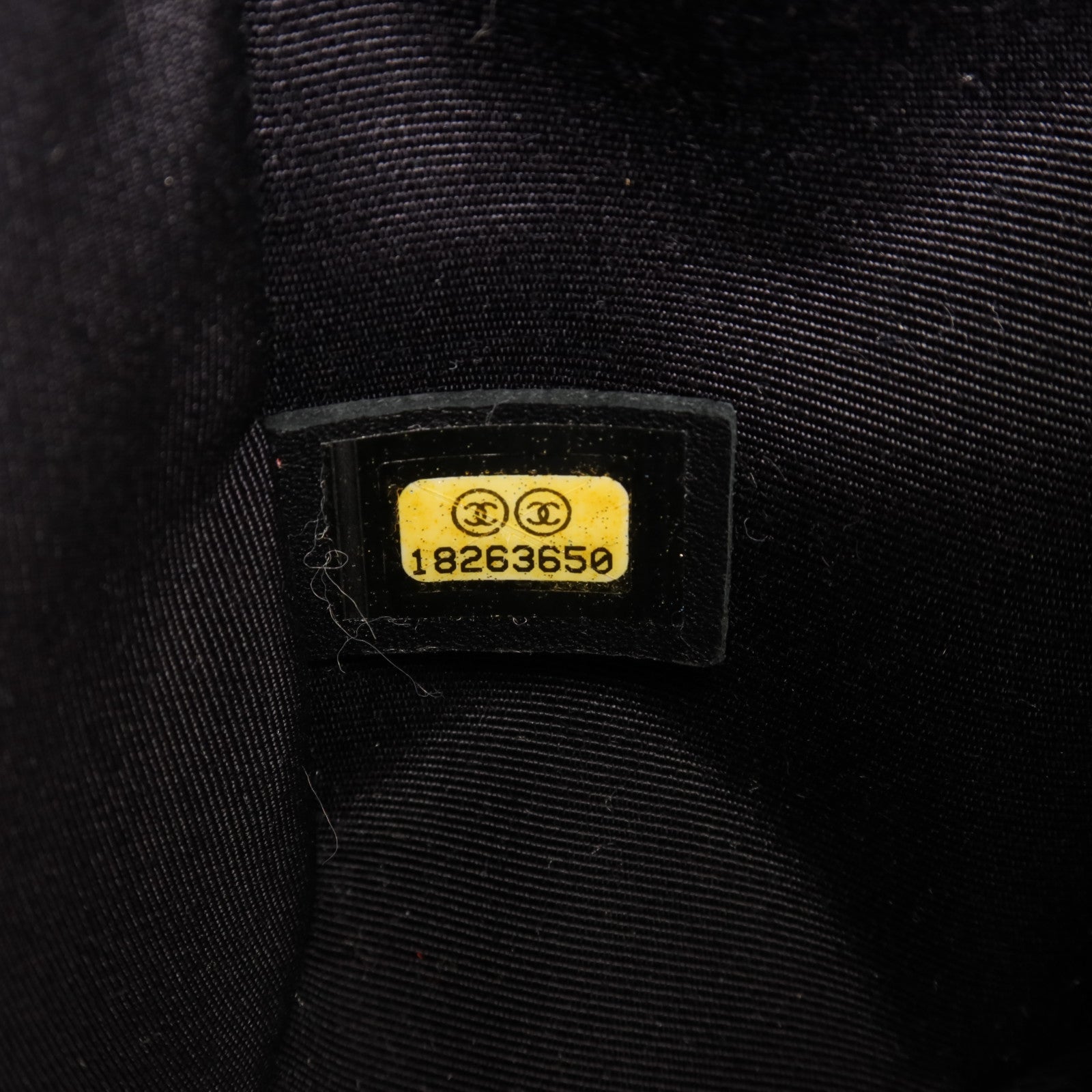 CHANEL 羊皮皮革Boy 25銀扣肩背袋