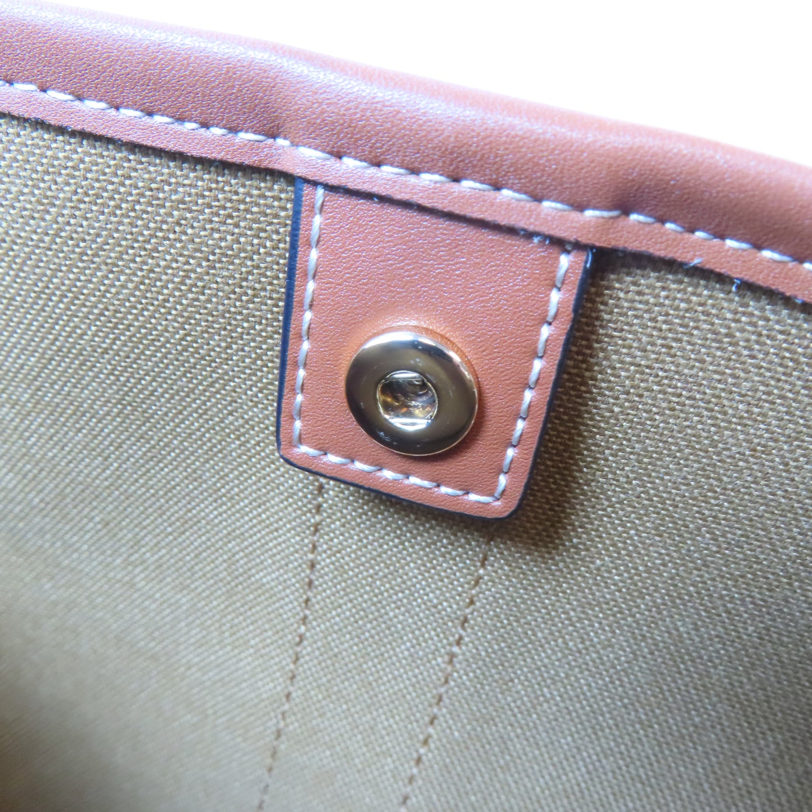 CELINE 塗層帆布Triomphe Bucket MM金扣肩背袋棕色