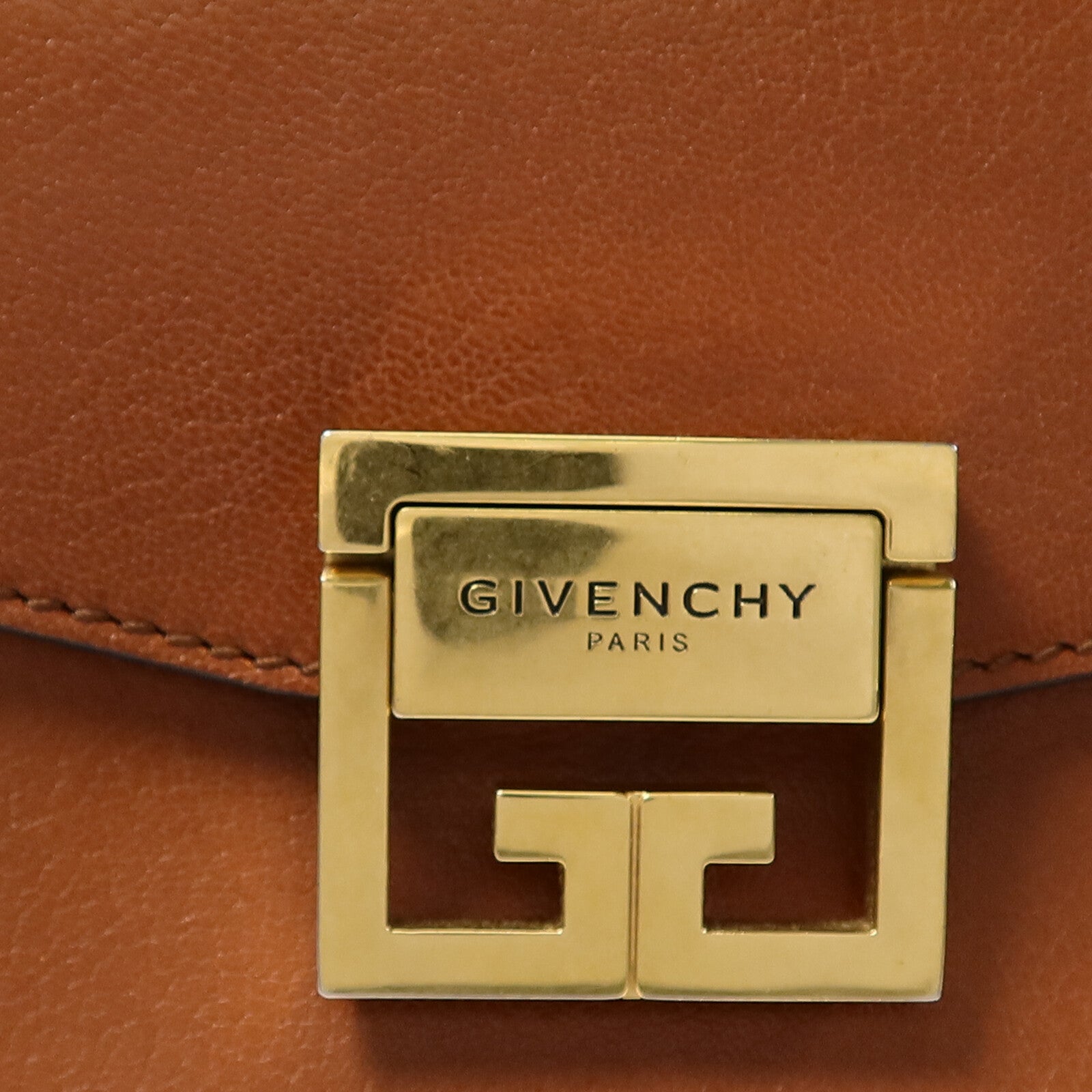 GIVENCHY 山羊皮皮革GV3 Crossbody Small手挽肩背兩用袋