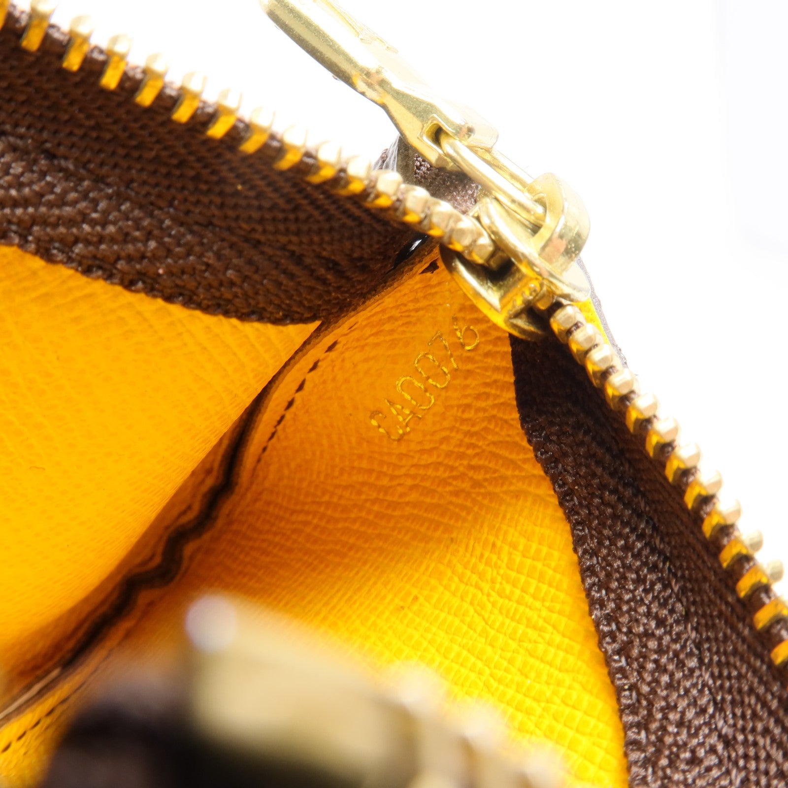 LOUIS VUITTON Monogram Key Holder金扣鎖匙包