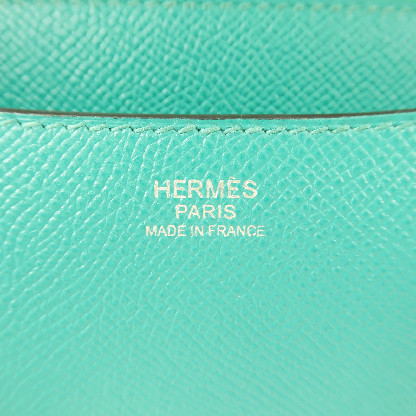 HERMES Epsom皮革Constance 24銀扣肩背袋Blue Paon/Menthe