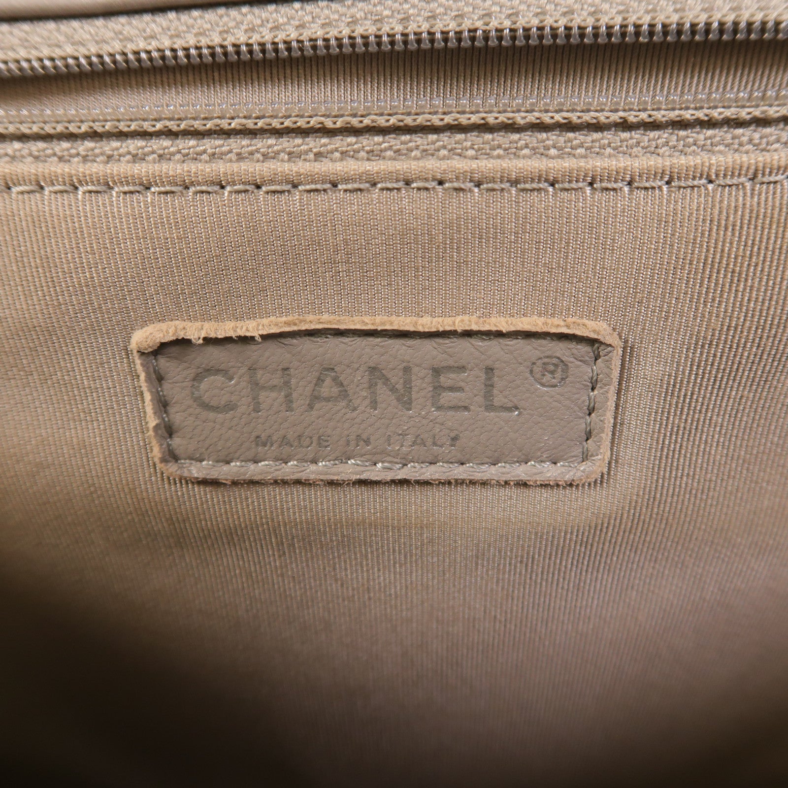 CHANEL 羊皮皮革Boy 30鏈帶肩背袋