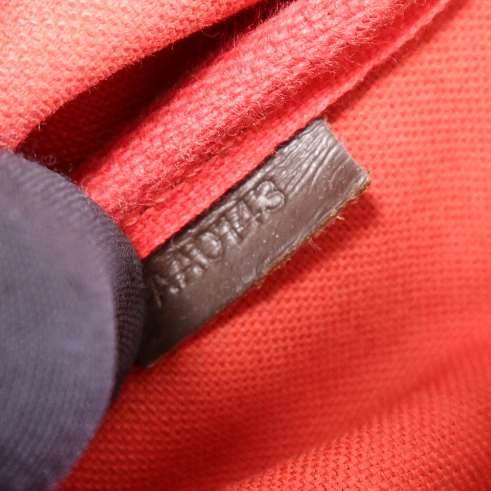 LOUIS VUITTON Damier Ebene金扣鏈帶肩背袋