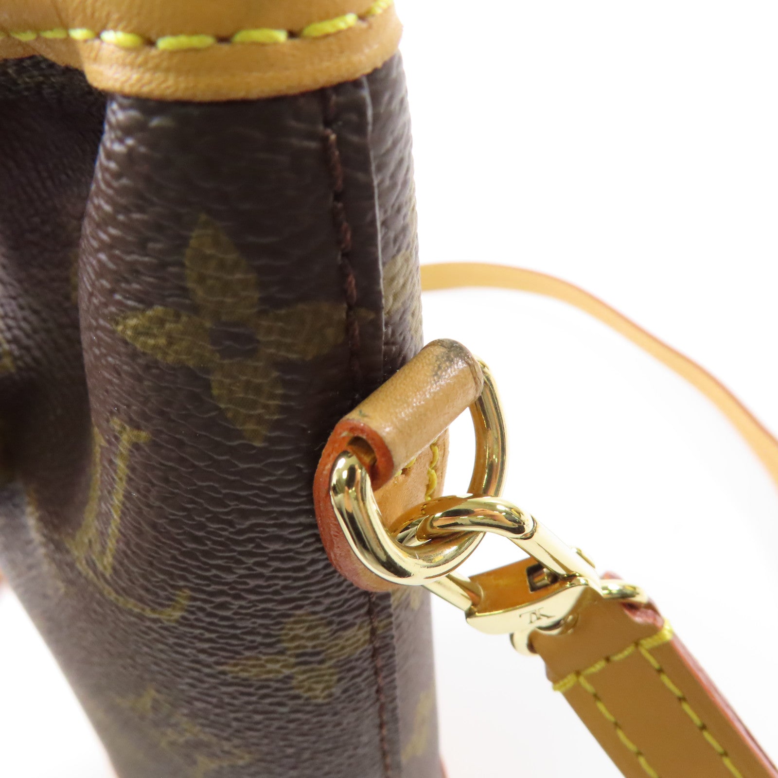 LOUIS VUITTON Monogram Fold Me Pouch金扣肩背袋