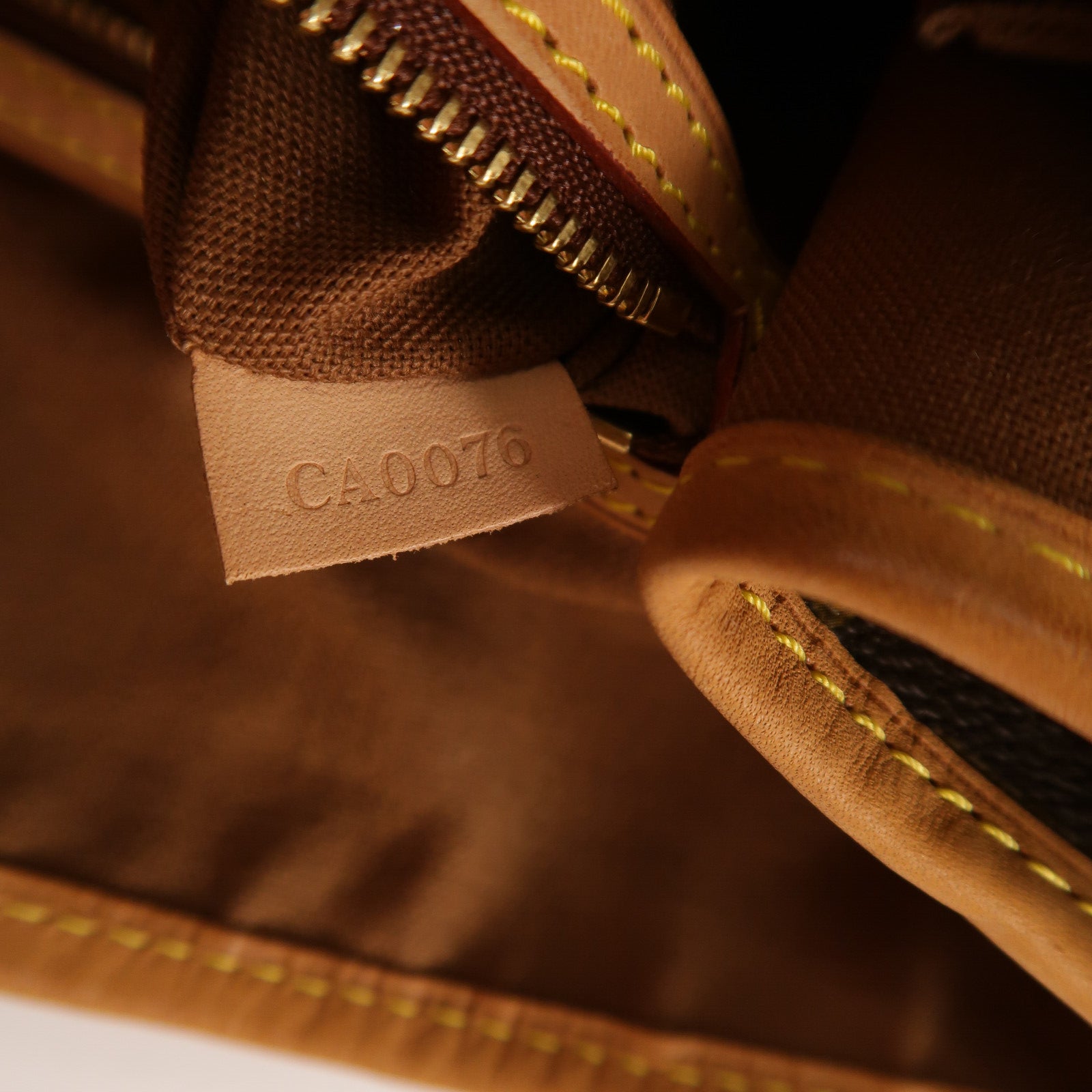 LOUIS VUITTON Monogram Batignolles Horizontal肩背袋