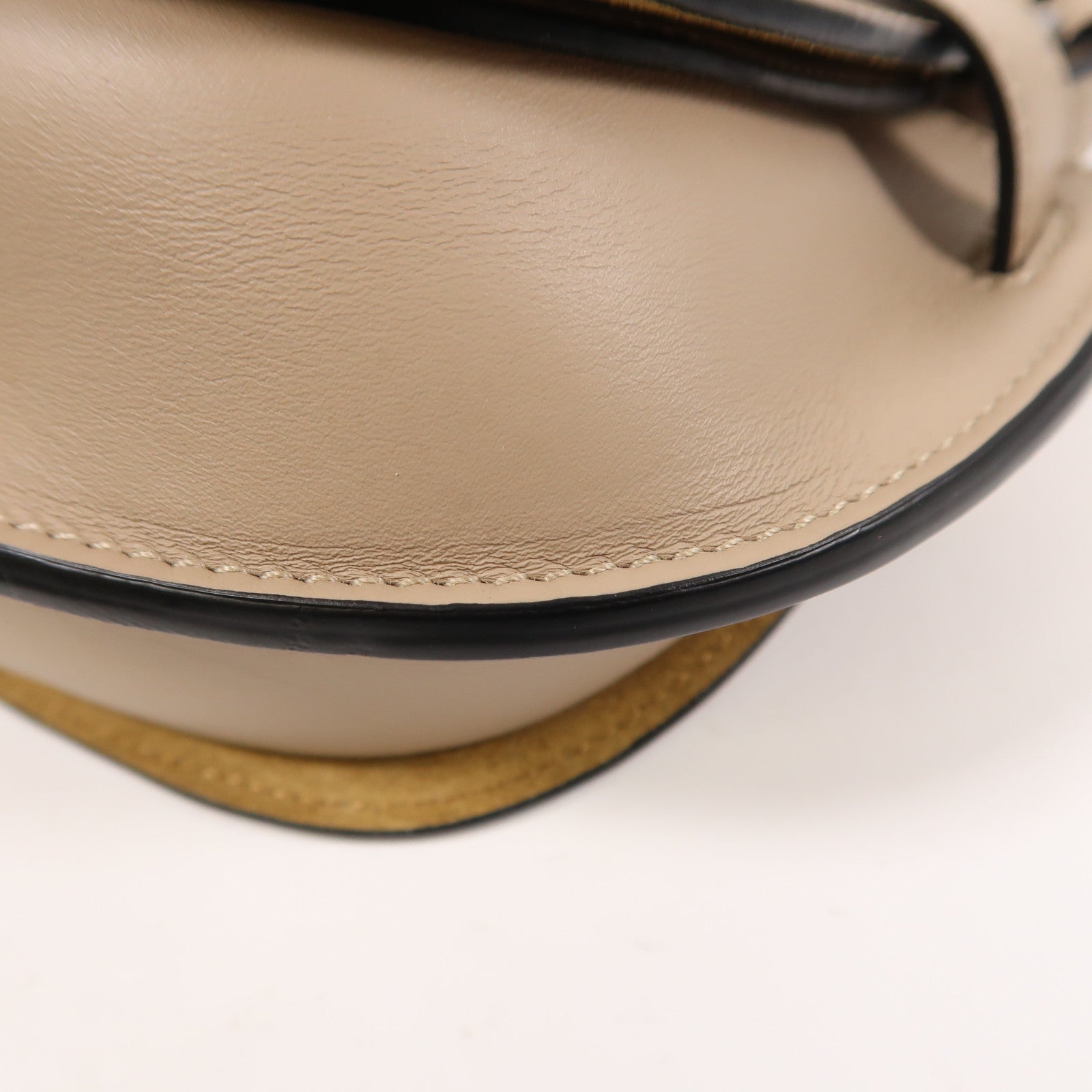 LOEWE 牛皮皮革Mini Gate金扣肩背袋