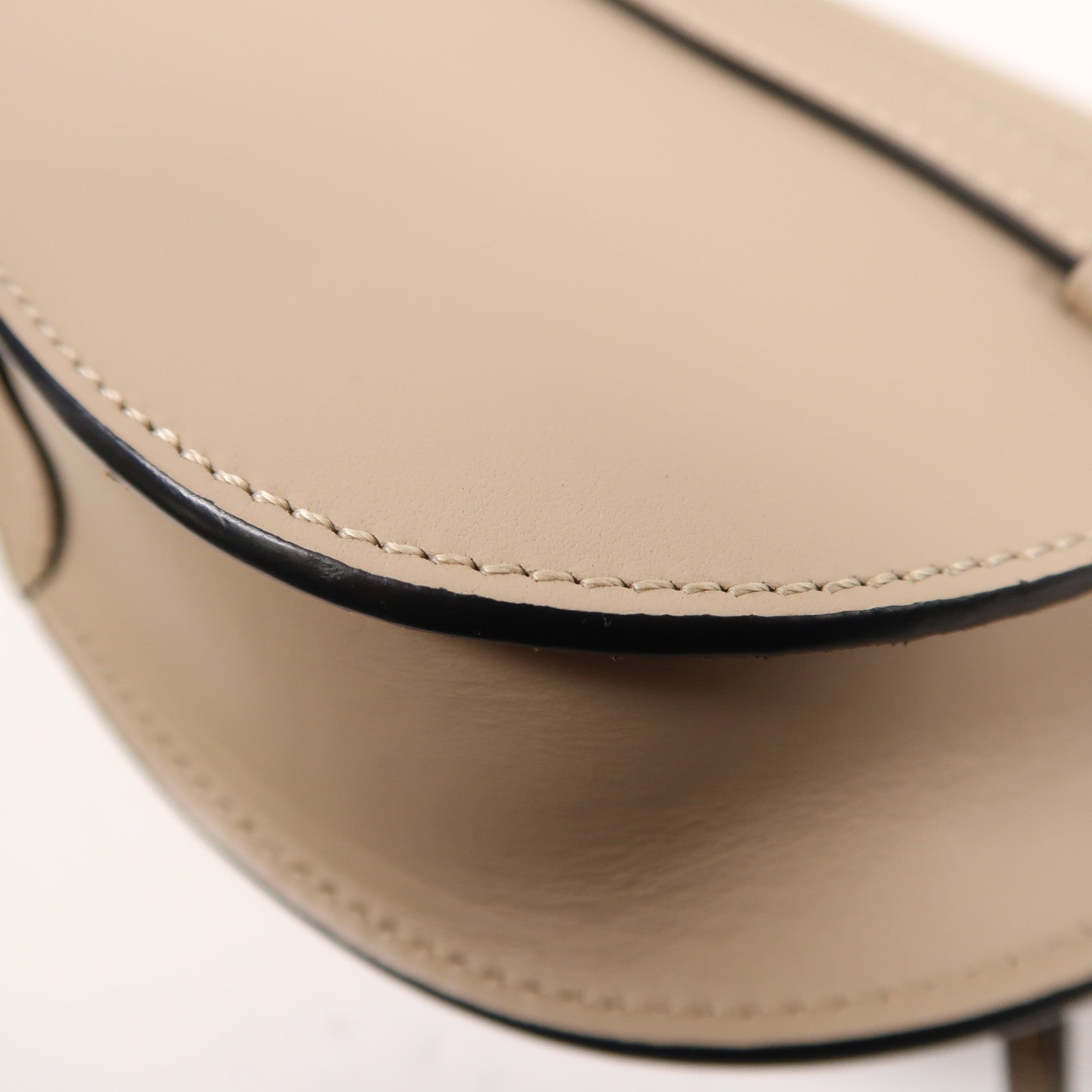 LOEWE 牛皮皮革Mini Gate金扣肩背袋