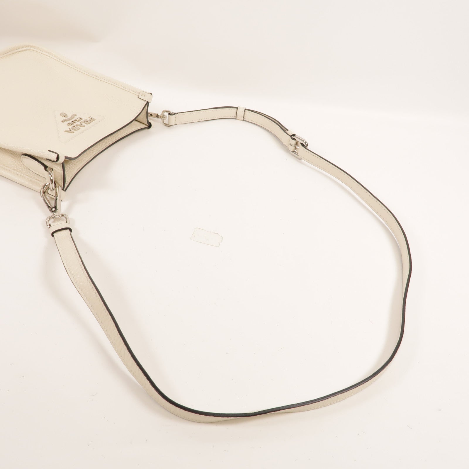 PRADA 牛皮皮革Vitello Daino Leather肩背袋