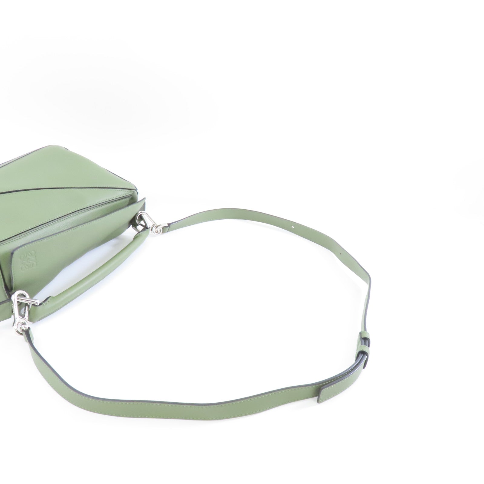 LOEWE 牛皮皮革Puzzle Small金扣手挽肩背兩用袋綠色
