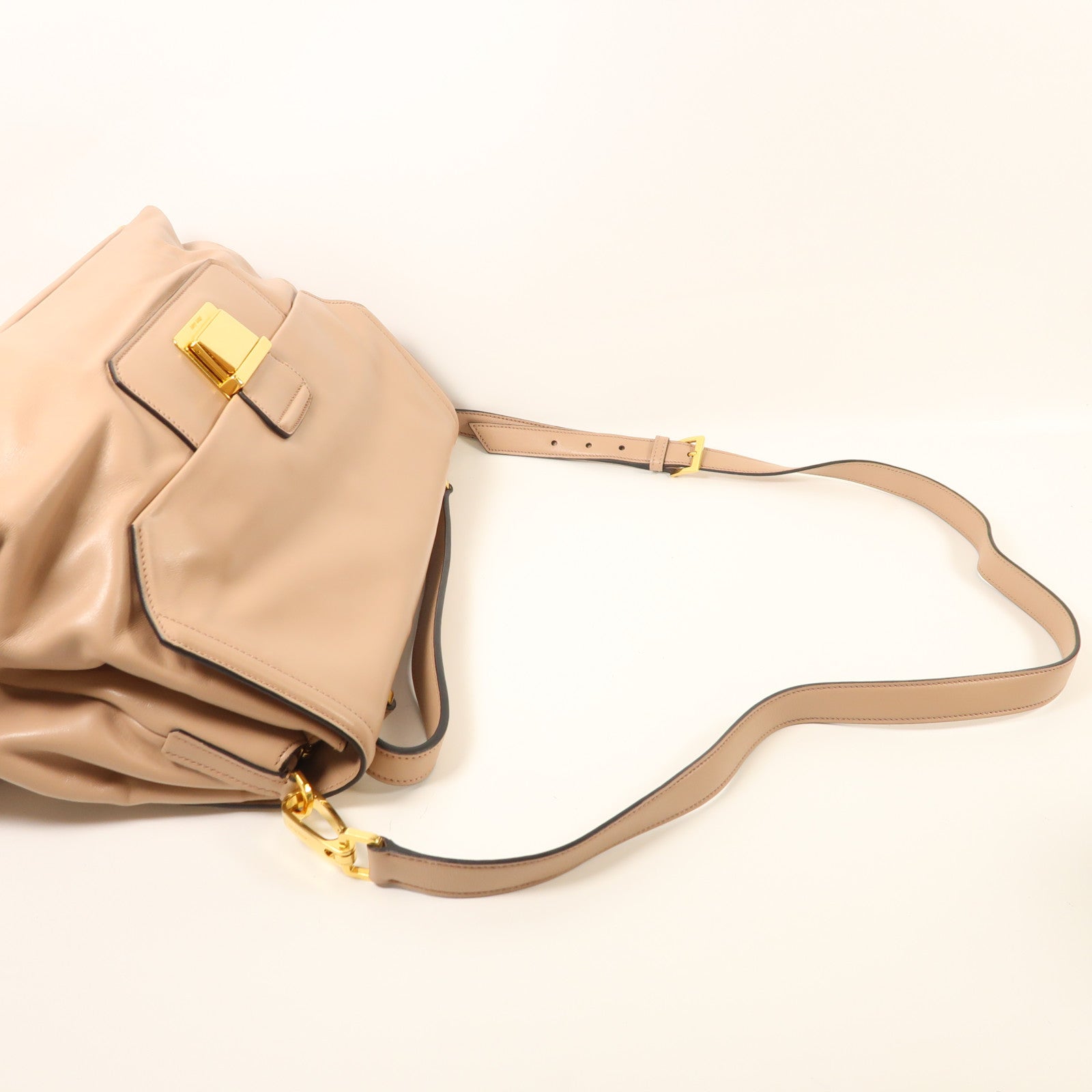 Miu Miu 【激減優惠】牛皮皮革2 Way Shoulder金扣手挽肩背兩用袋