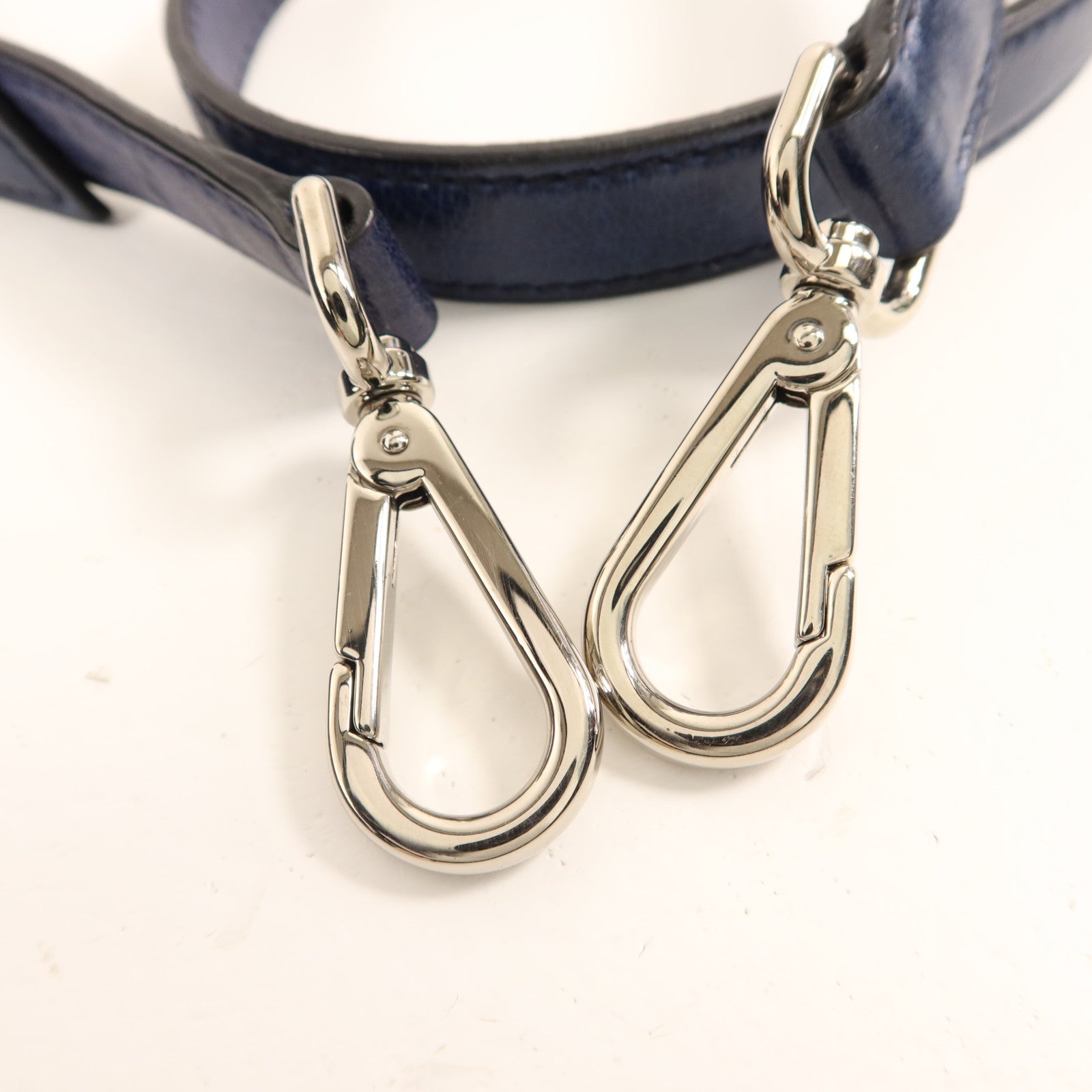 Miu Miu 牛皮皮革2 Way Shoulder Bag銀扣手挽肩背兩用袋