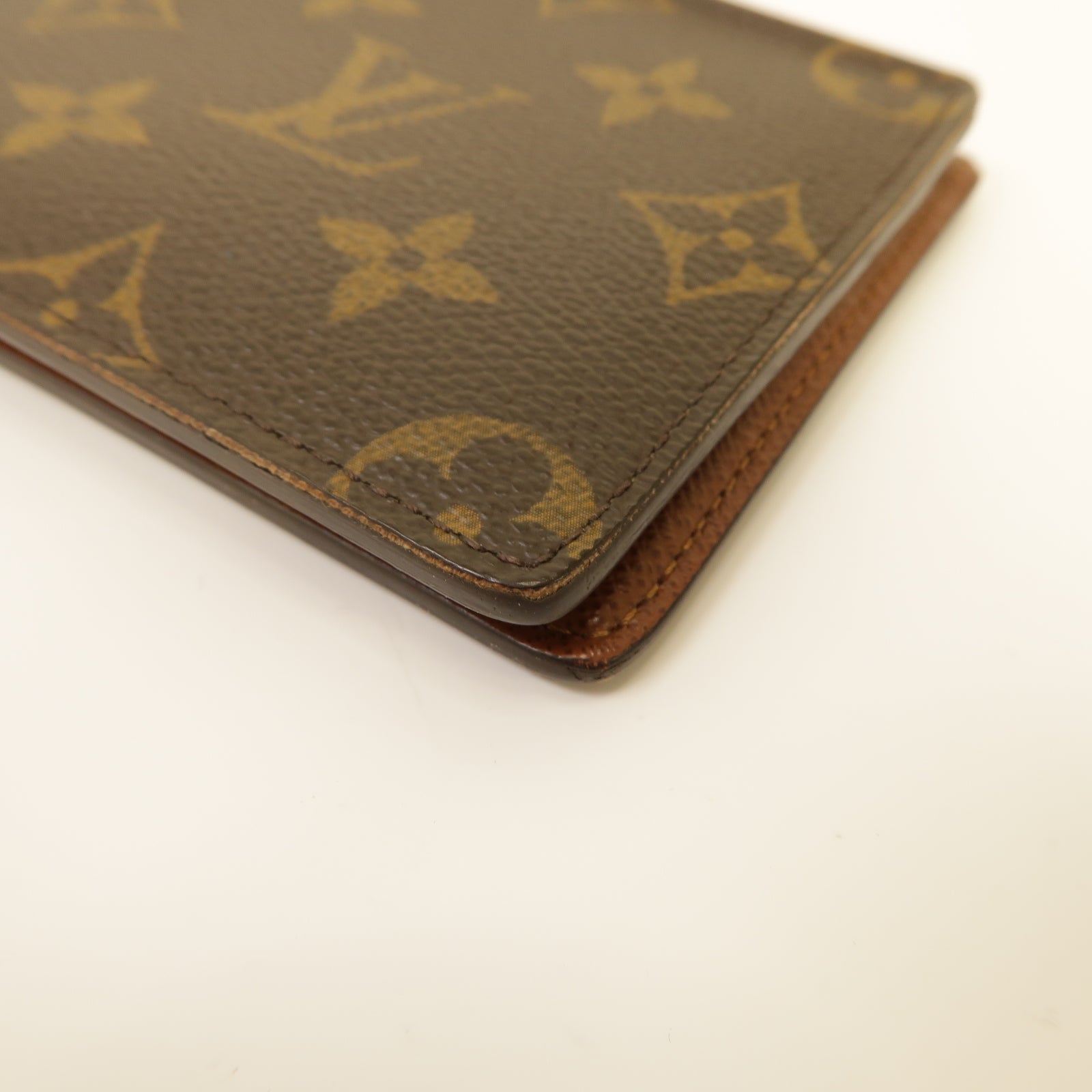 LOUIS VUITTON Monogram Pocketbook