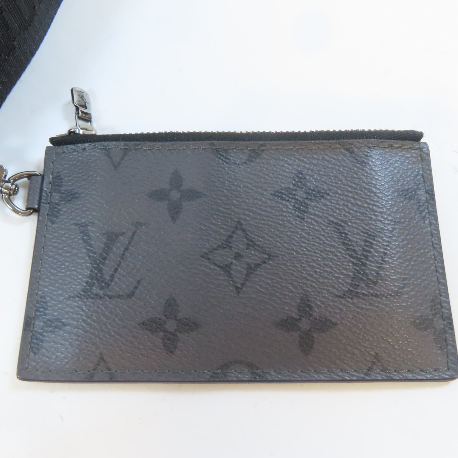 LOUIS VUITTON Monogram Eclipse Gaston銀扣肩背袋黑色