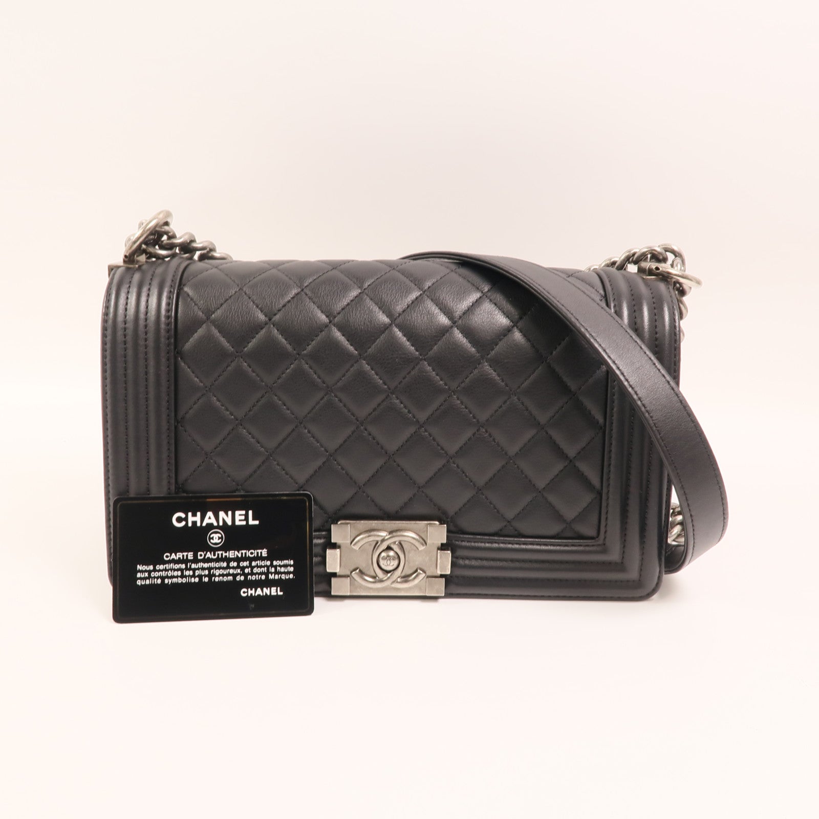 CHANEL 牛皮皮革Boy 25鏈帶肩背袋