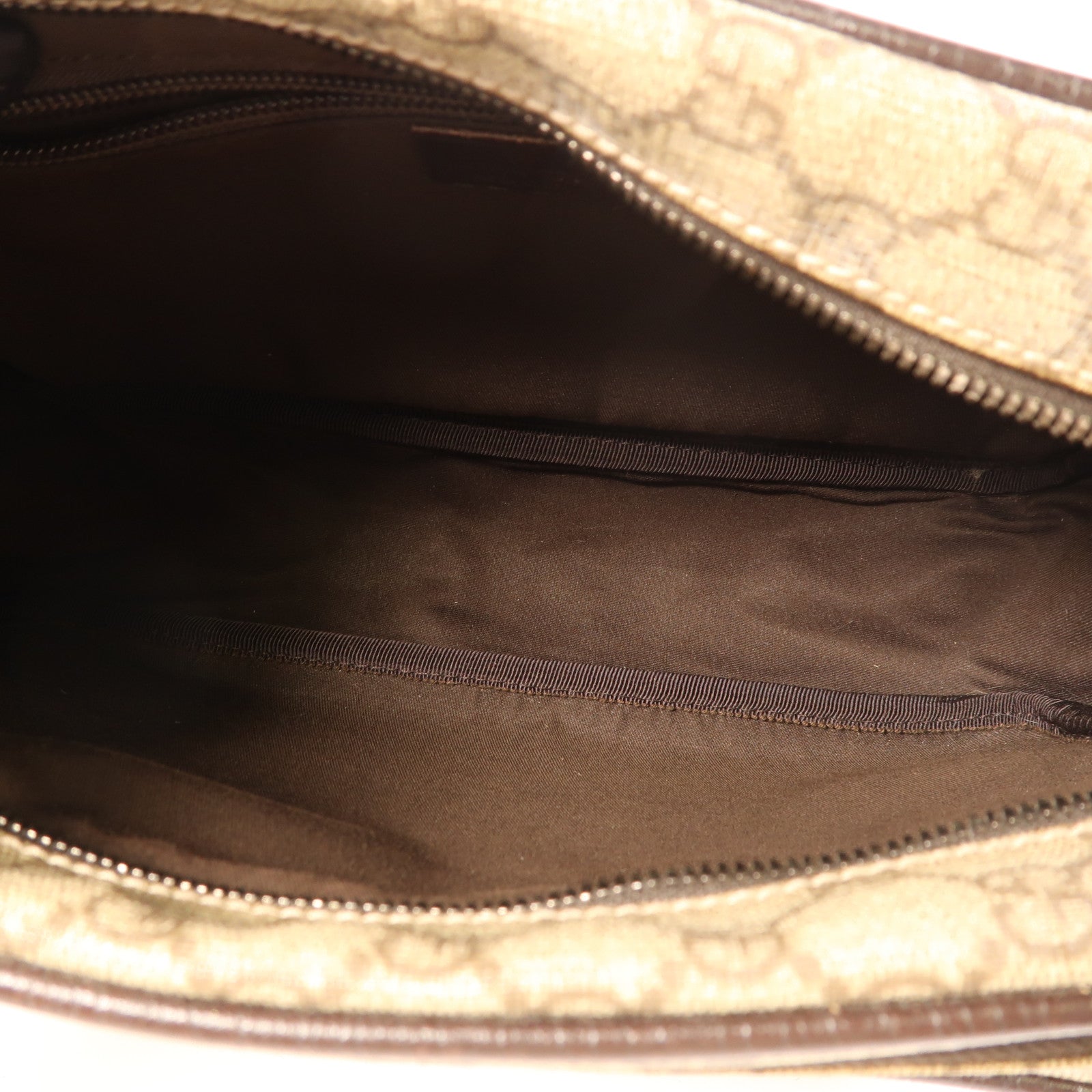 GUCCI 塗層帆布Shoulder Bag銀扣肩背袋