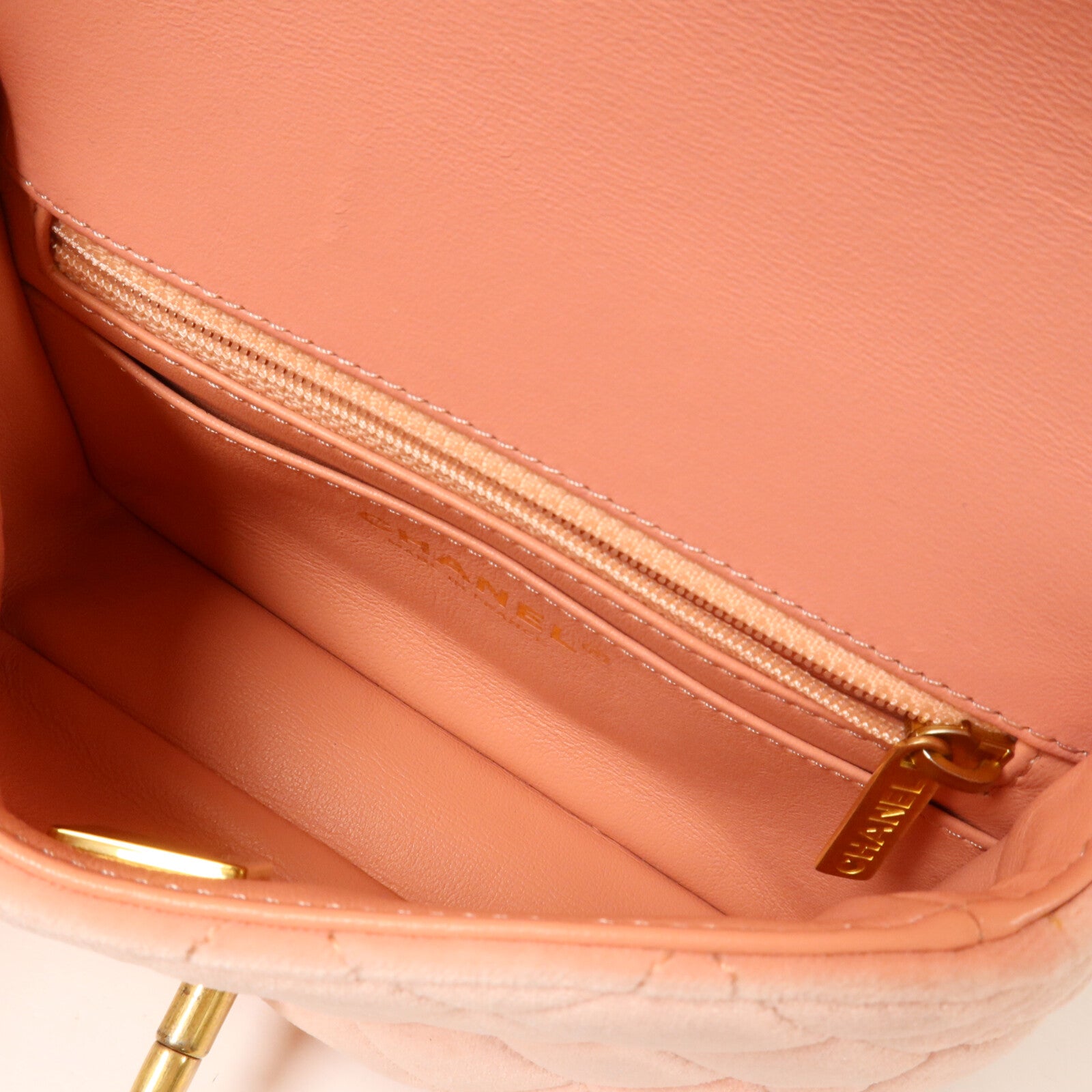 CHANEL 絨布Mini Velvet Enamel Flap Bag鏈帶肩背袋
