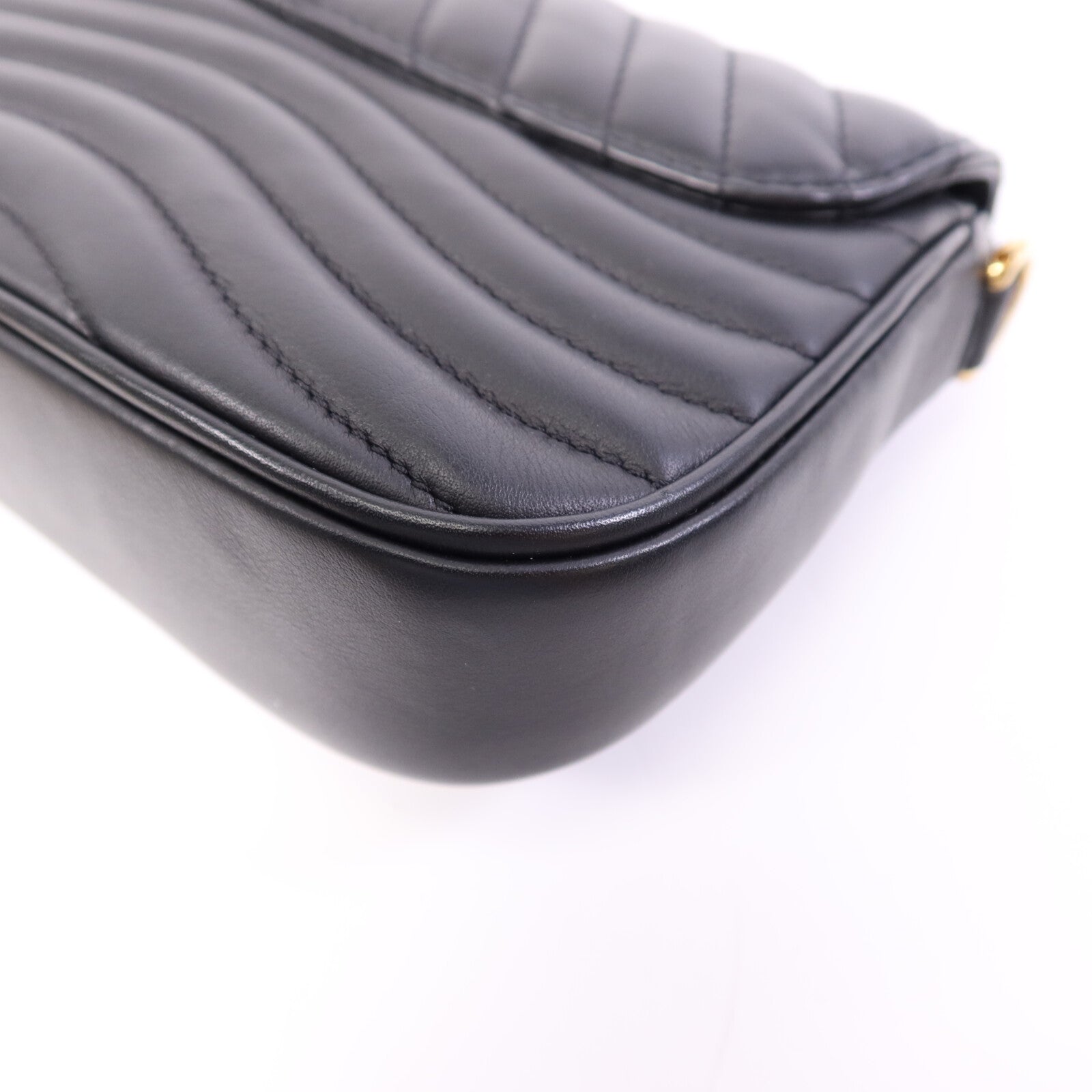 LOUIS VUITTON 牛皮皮革New Wave Multi Pochette金扣鏈帶手挽肩背兩用袋