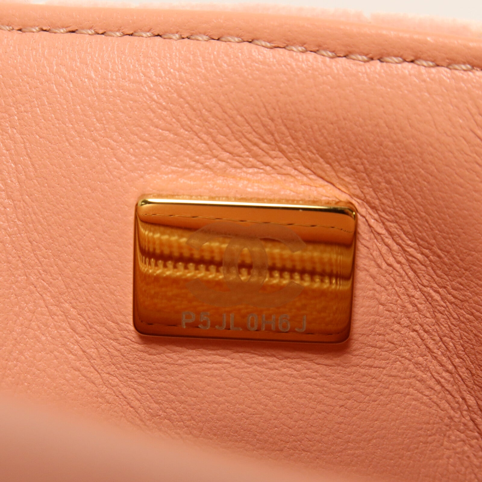CHANEL 絨布Mini Velvet Enamel Flap Bag鏈帶肩背袋