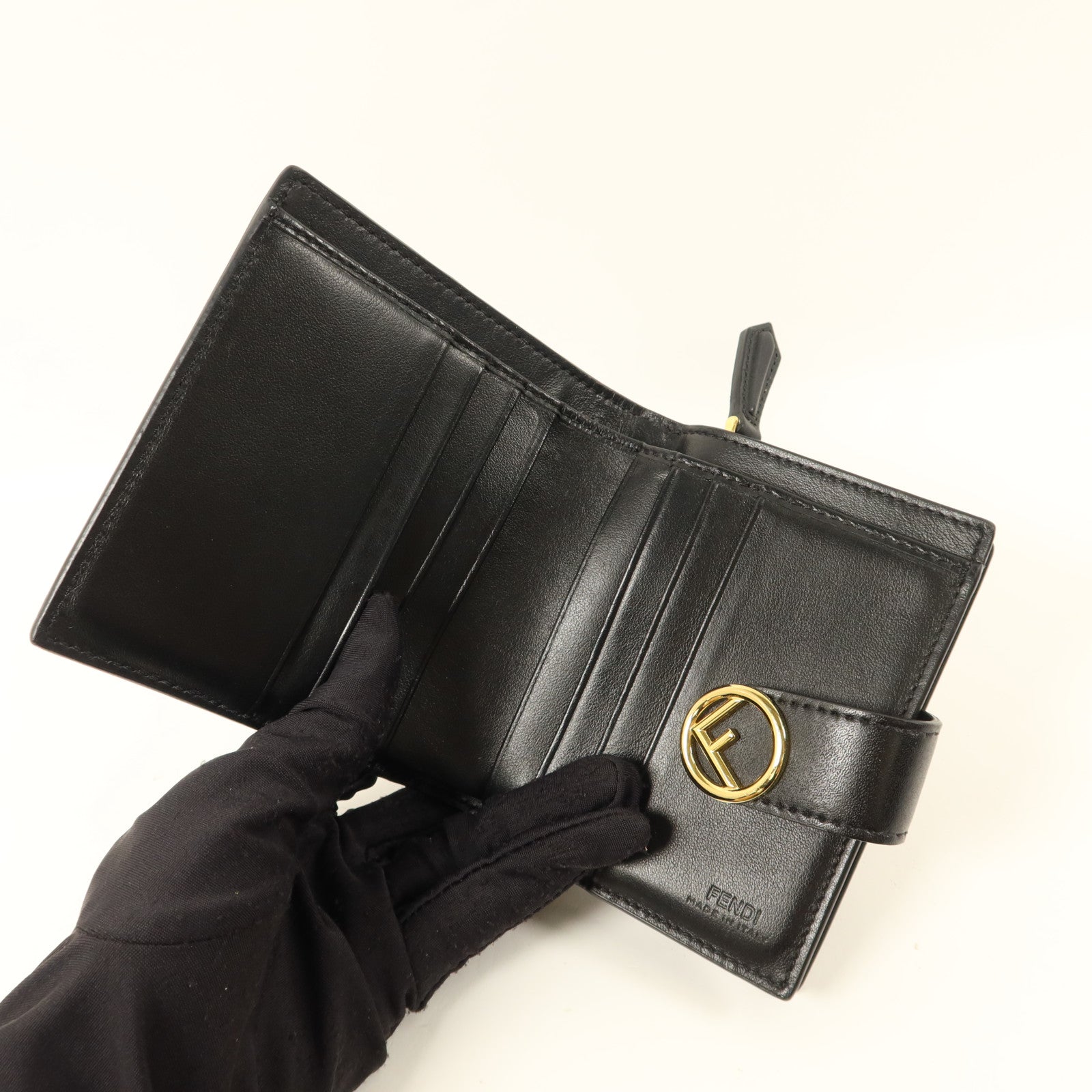 FENDI 牛皮皮革Wallet金扣錢包