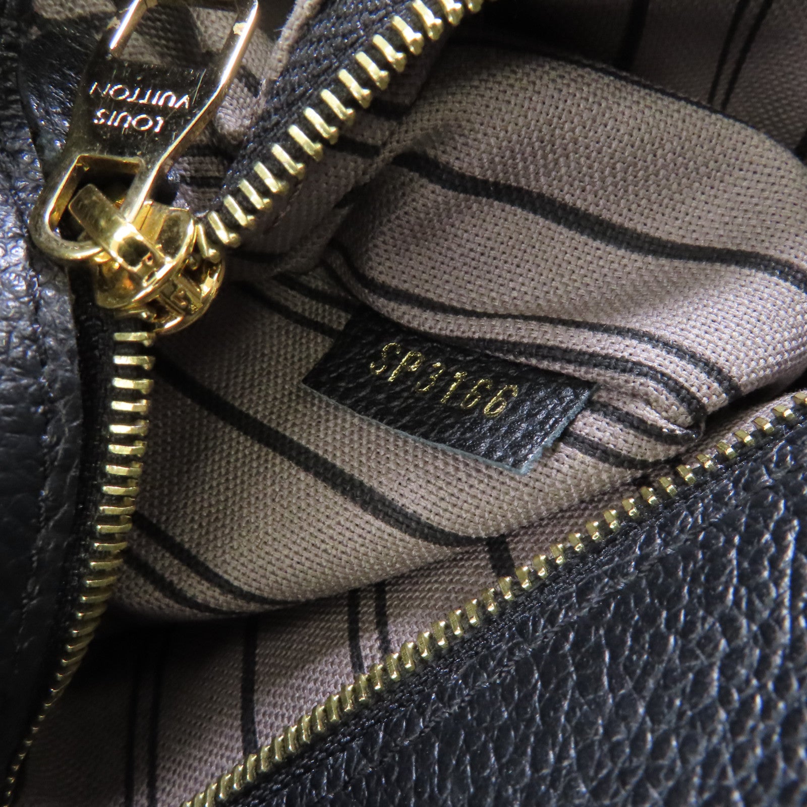 LOUIS VUITTON Monogram Empreinte Spontini金扣手挽肩背兩用袋黑色