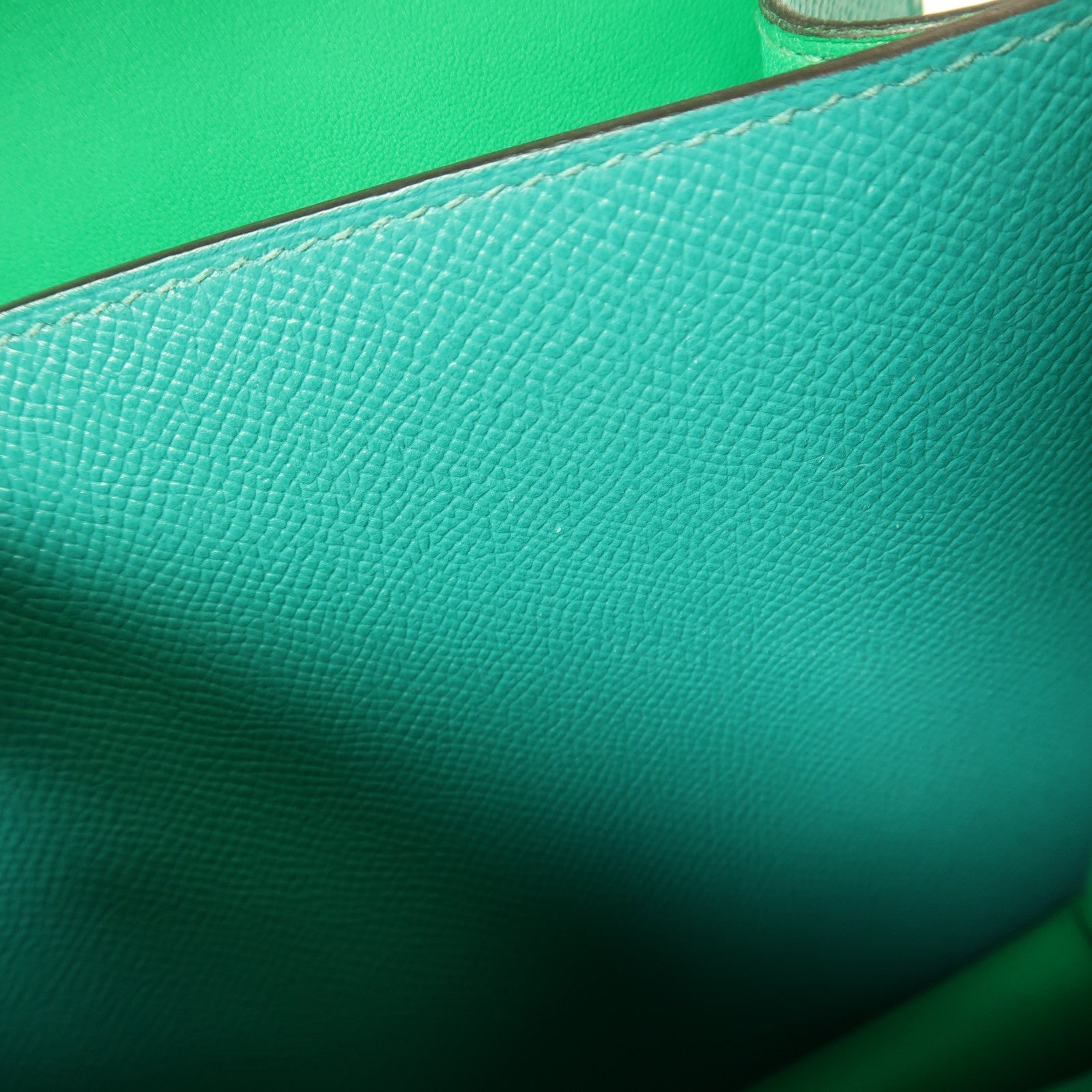 HERMES Epsom皮革Constance 24銀扣肩背袋Blue Paon/Menthe