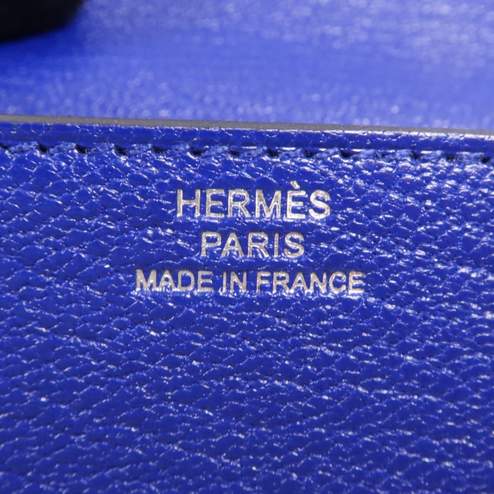 HERMES Chevre皮革Roulis Slim手拿包Bleu Electrique